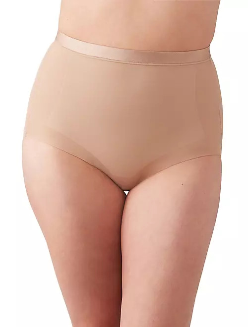 Shape Revelation™ Straight Shaping Brief | Wacoal