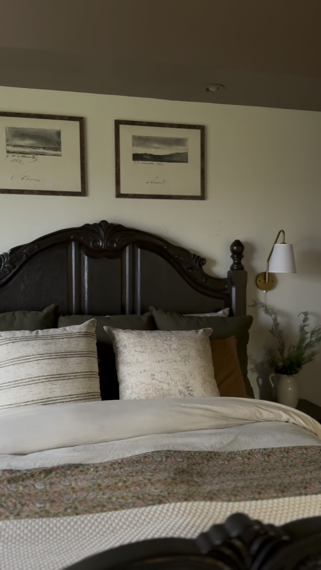 Moody vintage inspired bedroom

#LTKhome #LTKVideo