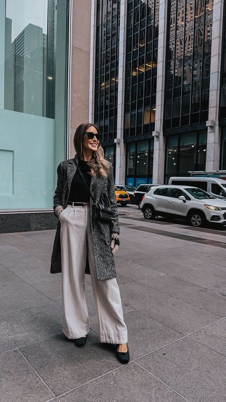 Work wear outfit idea, very elegant and casual outfit to wear to the office. Wide leg linen pants, black and white das coat. 



#LTKstyletip #LTKSeasonal #LTKworkwear