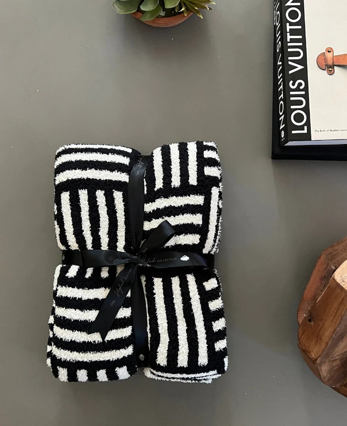 Basketweave Buttery Blanket | The Styled Collection