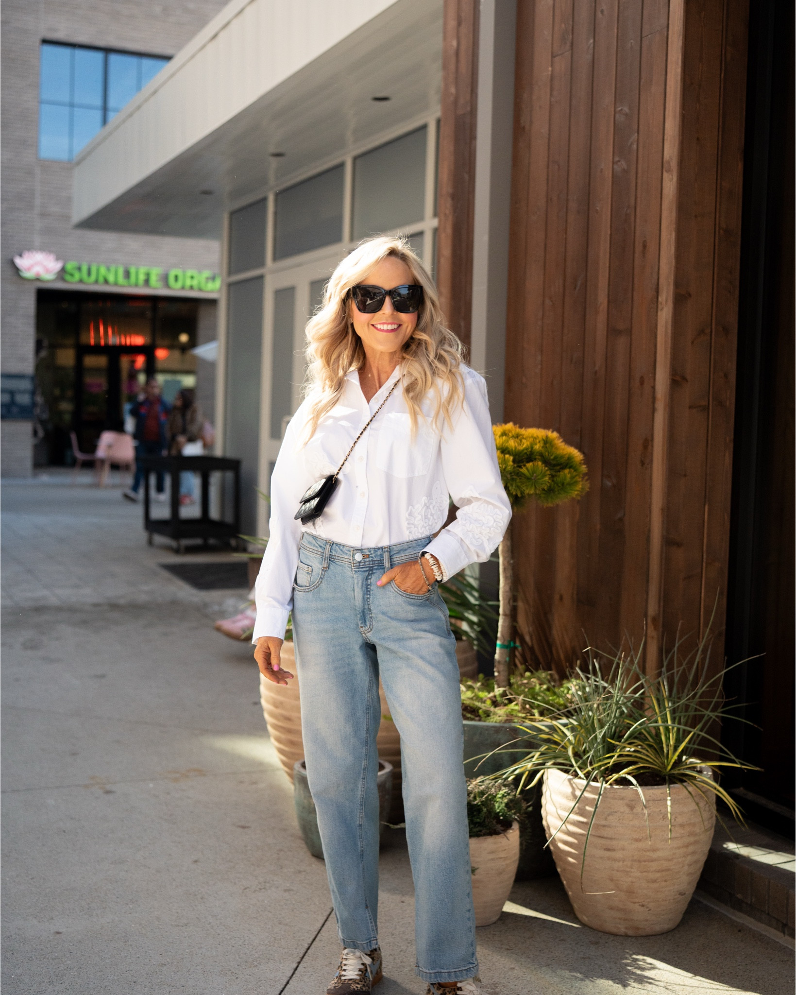 timeless and tailored… the classic button up + denim duo = wearing XXS in top and size 24 in denim! AND my go-to Gola sneakers are on sale this weekend too (size down 1/2 size) • 

#LTKSeasonal #LTKOver40 #LTKootd