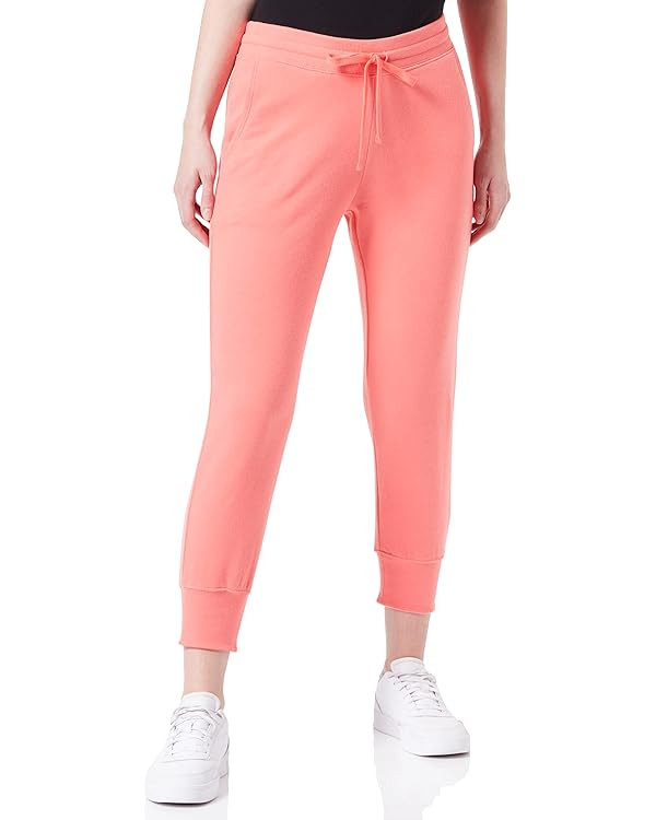 Amazon Essentials Women's Fleece Capri Jogger Sweatpant (Available in Plus Size) | Amazon (US)