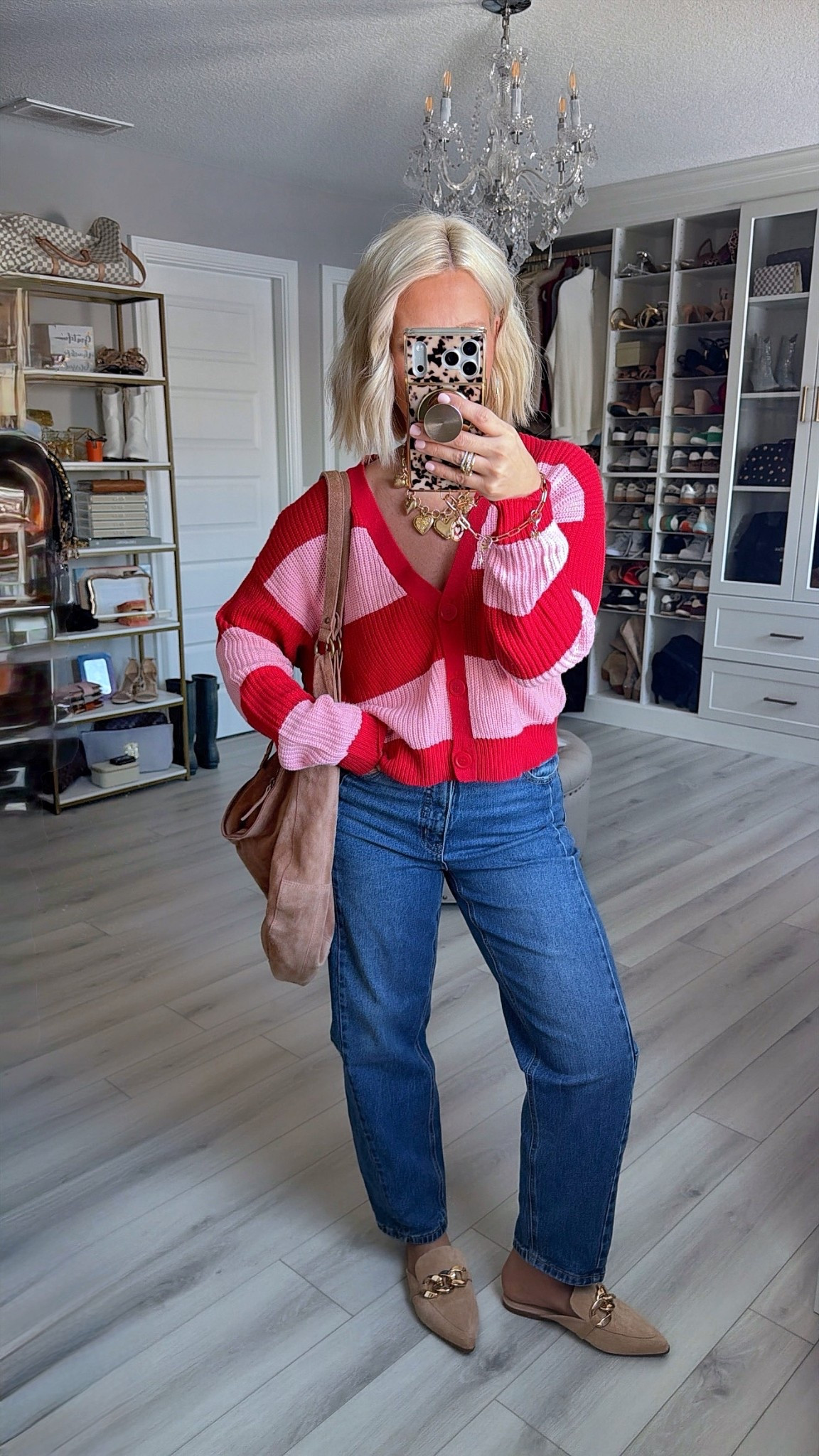 Why are these Walmart jeans… kind of amazing?! 👖
Proof you don’t need to spend a lot to look put together.

#EverydayDenim #WalmartHaul #CasualStyle #AffordableFashion #MomStyle #OOTDReels 

#LTKSeasonal #LTKootd #LTKOver40