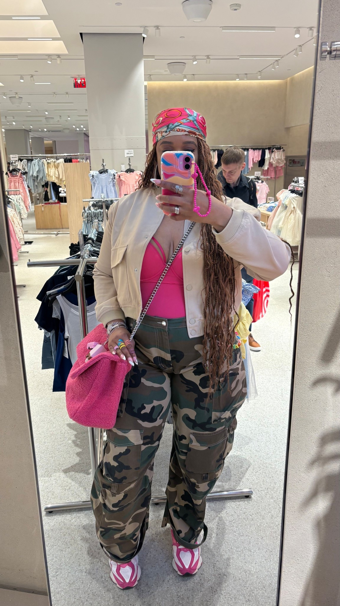NYC streetwear 🗽🚕🍎 #fashion #springlook 

#LTKootd #LTKgrwm #LTKMidsize