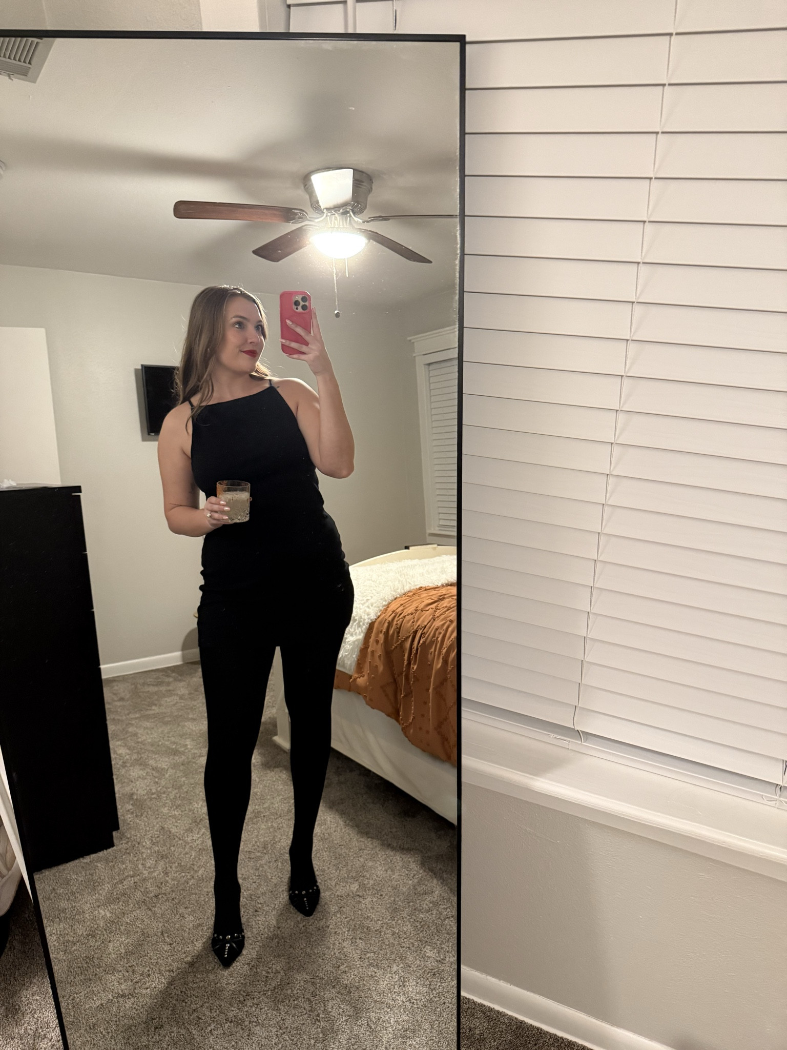 Little black dress for date night!

#LTKootd #LTKSeasonal #LTKgrwm