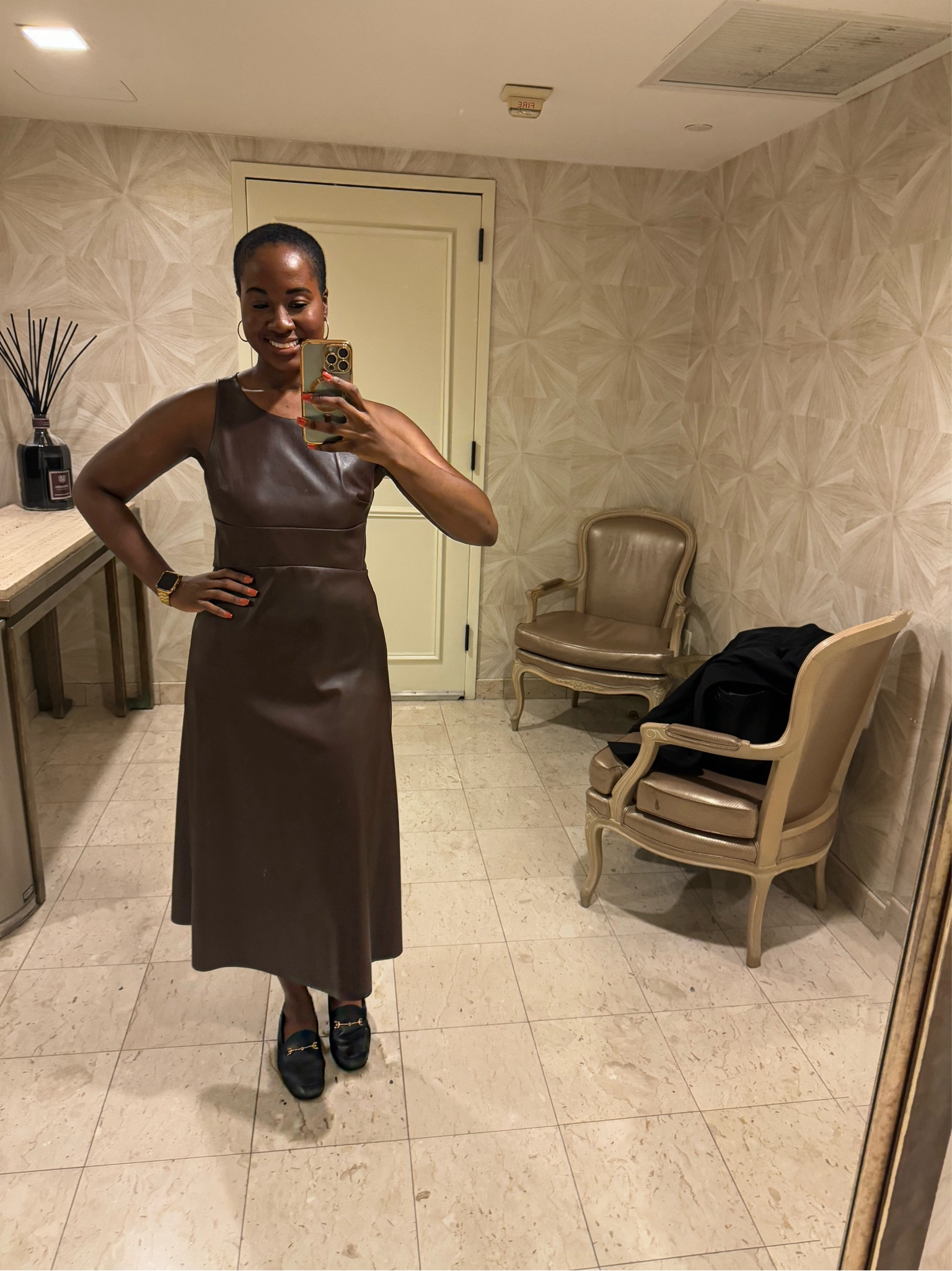 The amount of compliments I got for this dress today… mind blown! Like literally all day 🤎 #workootd #ootd



#LTKFindsUnder100 #LTKGiftGuide #LTKSeasonal