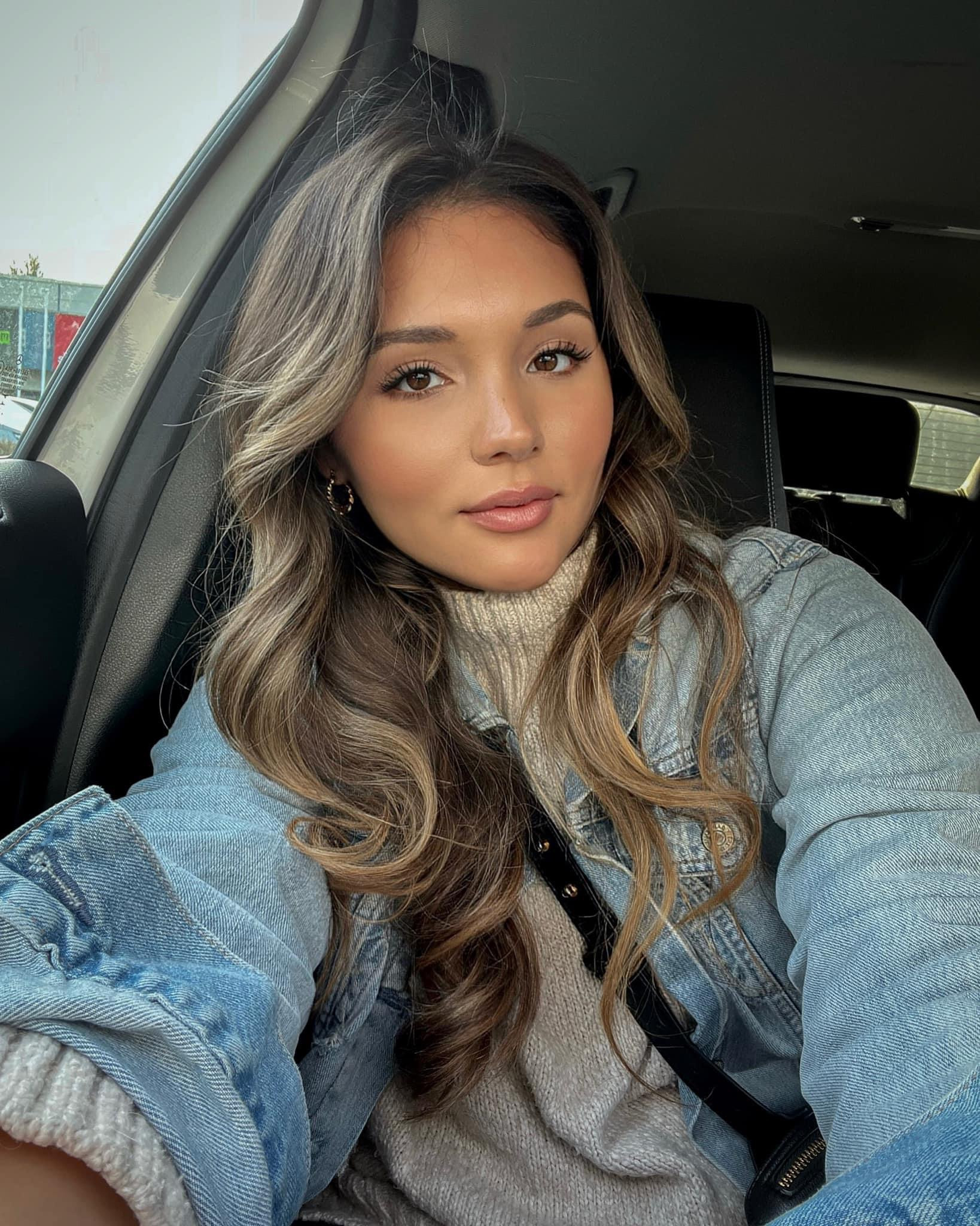 Ditched the foundation a year ago and switched to @herocosmetics redness corrector ! Best thing I ever did! 

My everyday makeup look 👇

• Hero Cosmetics - Redness corrector 

•L’Oréal Glotion - Light 

• Essence Mascara - False lashes effect 

• ABH Concealer - Shade 5 

• Laura Mercier - Rosè

•Urban Decay Setting Powder 

•Maybelline Slim Brows (Used as eyeliner as well) 

• L’Oréal Bronzer -Deep 

#makeup #skincareroutine #skincare #makeuproutine #everydaymakeup #easymakeuplook #nofoundation #ultabeauty #LTKunder50


#LTKGiftGuide #LTKbeauty #LTKstyletip