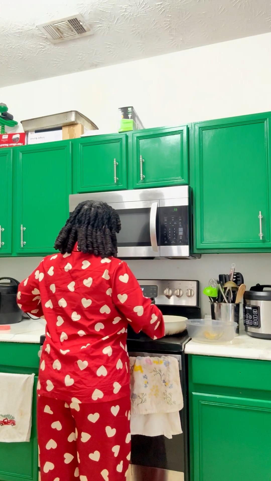 If I’m not dressed up, I’m in a cozy set. Period 🤎

Matching sweat sets.
Soft knit lounge.
Oversized comfy vibes.
Cute enough for content.

These are the pieces I wear on repeat because they’re effortless and still give put together energy.

Shop my favorite cozy sets and upgrade your everyday uniform.

#CozyVibes #LoungeSetLove #MomLifeStyle #EverydayComfort #ChicAndComfy #StayHomeStyle #WardrobeStaples #ShoppingWithPriiincesss #Atlantamom #Atlantabloggers #Atlantablogger #AtlantaCreator #Atlantacontentcreators #Atlantacontentcreator

#LTKselfcare #LTKootd #LTKSpringSale