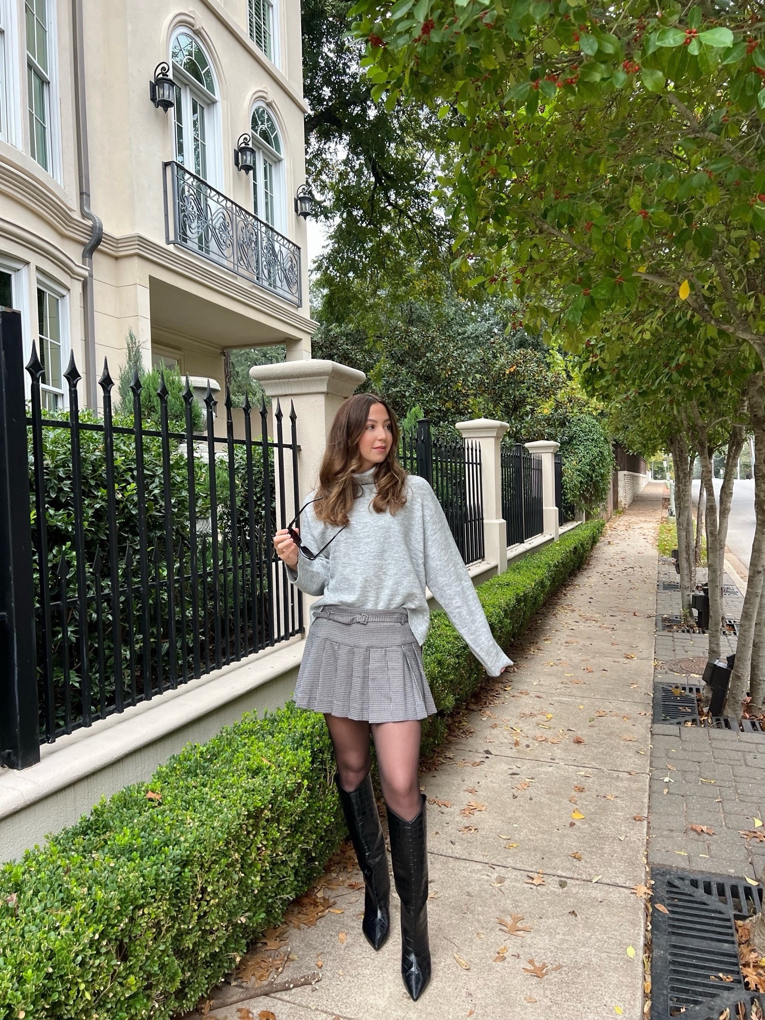 Mini Winter Capsule by Braylea Smith — I've made this for the girl who wants to make getting ready simple. My mini capsule is a group of 15 or so items that can all be styled together to create beautiful, effortless, & classy outfits
winter outfit, winter outfit idea, denim jeans, boots, booties, winter essentials, winter wishlist, winter outfits, abercrombie, a&f, abercrombie & fitch, jacket, fall sweater, pants, trousers, work wear, #Itksale, #Itkseasonal, jeans, abercrombie jeans, sweaters, winter dresses, white button up, mango, dress, boots, cowboy boots, black cowboy boots, Adidas sambas, Abercrombie trousers, vest, black vest, vest outfit, revolve, dark denim jeans, basics, capsule wardrobe, scarf


#liketkit #LTKfit #LTKworkwear #LTKshoecrush #lltkitbag #ltkbeauty #ltkseasonal #LTKfindsunder50 #ltkfindsunder$100 #LTKworkwear 


#LTKfindsunder100 #LTKstyletip #LTKSeasonal