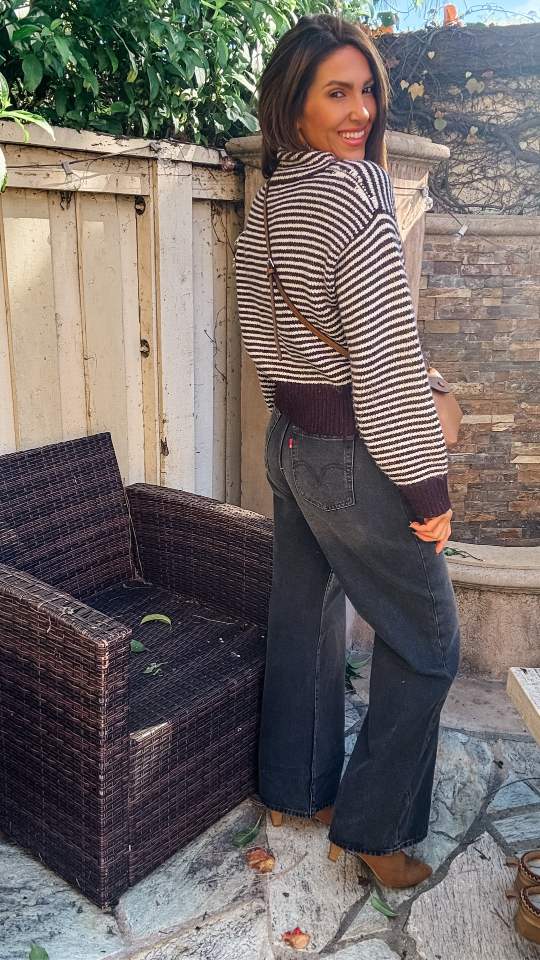 Size S sweater. Jeans are in shade black. I’m in a size 29, L 32 inch

#LTKgrwm #LTKootd