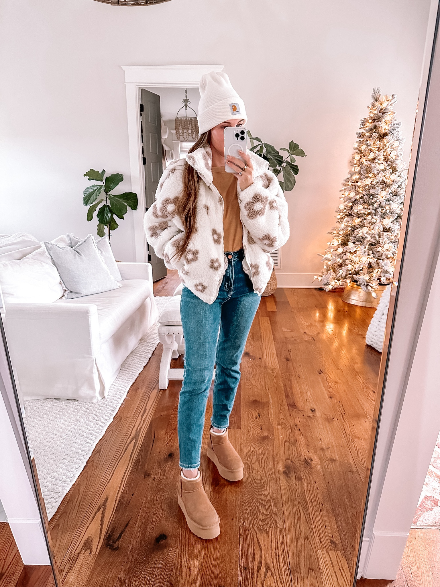 Black Friday deal- my Daisy Sherpa coat is on sale for $12! Amazon Ugg lookalikes and Target cropped tee. 

#founditonamazon

#LTKfindsunder50 #LTKsalealert #LTKCyberWeek
