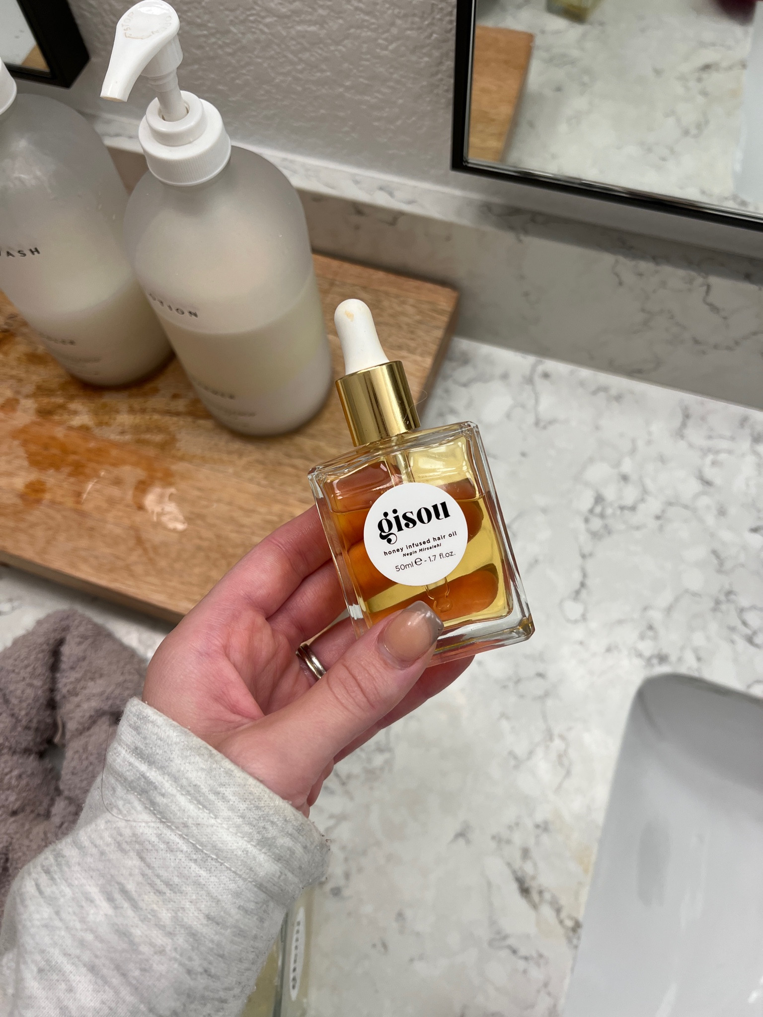 My favorite hair oil 🫶🏽 

#LTKbeauty #LTKunder50