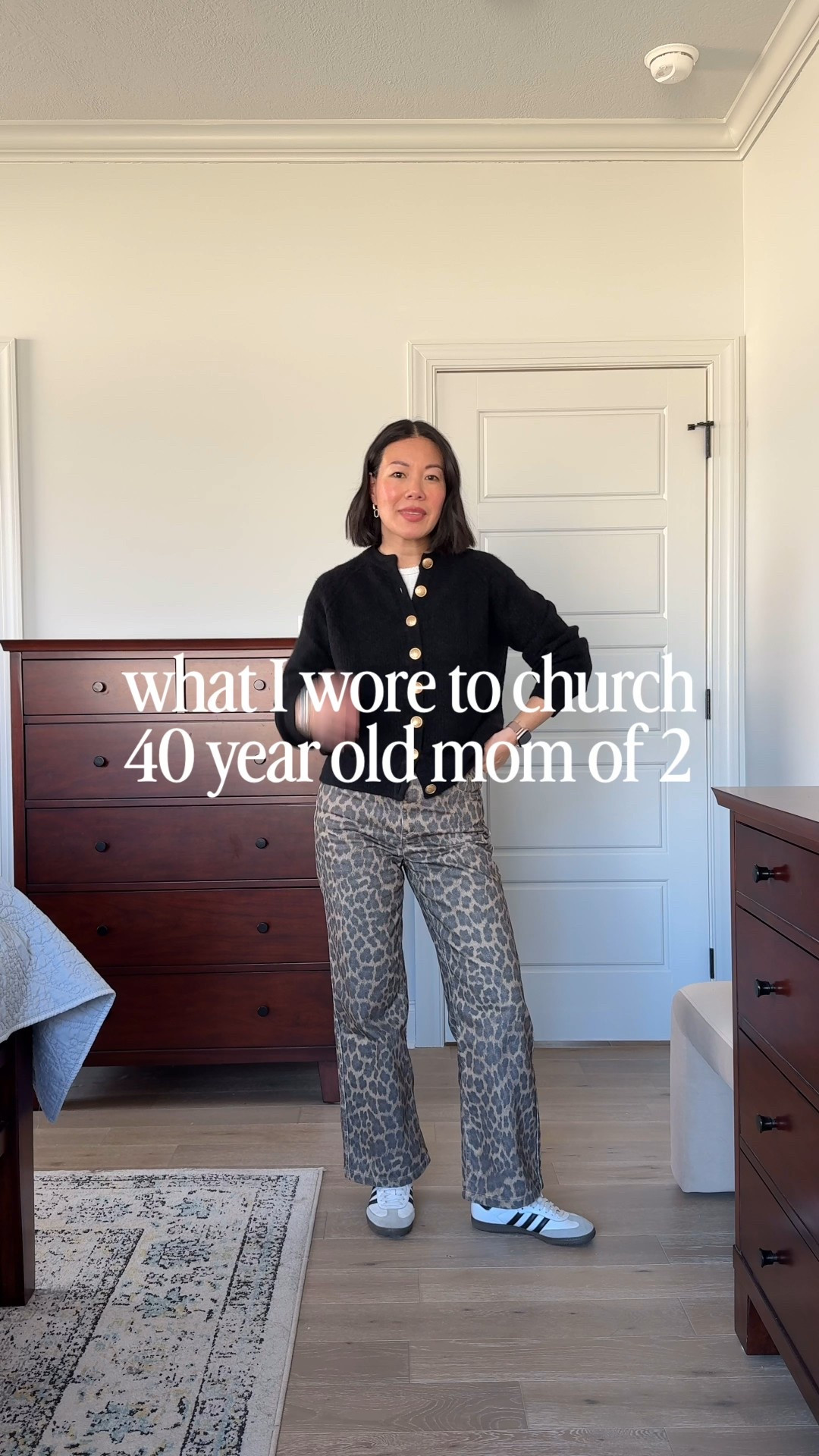 Sizing: wearing Small in cardigan, Small in tee, 4 in leopard jeans (I sized down)

#LTKPetite #LTKOver40 #LTKootd