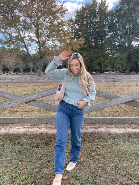 Cutie little fall fit! 🍂🌲 Love this scallop sweater and my favorite jeans + ballet flats for the season. 

#balletflats #madewelljeans #fallfashion #coldweather #sweaterweather 

#LTKshoecrush #LTKfindsunder100 #LTKstyletip