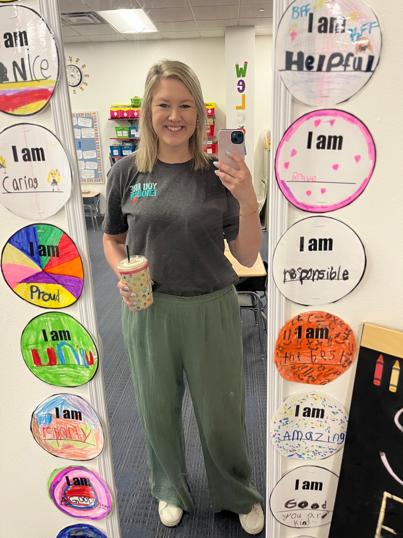 Happy Thursday! 🫶🏻

#LTKMidsize #LTKWorkwear #LTKmomlife