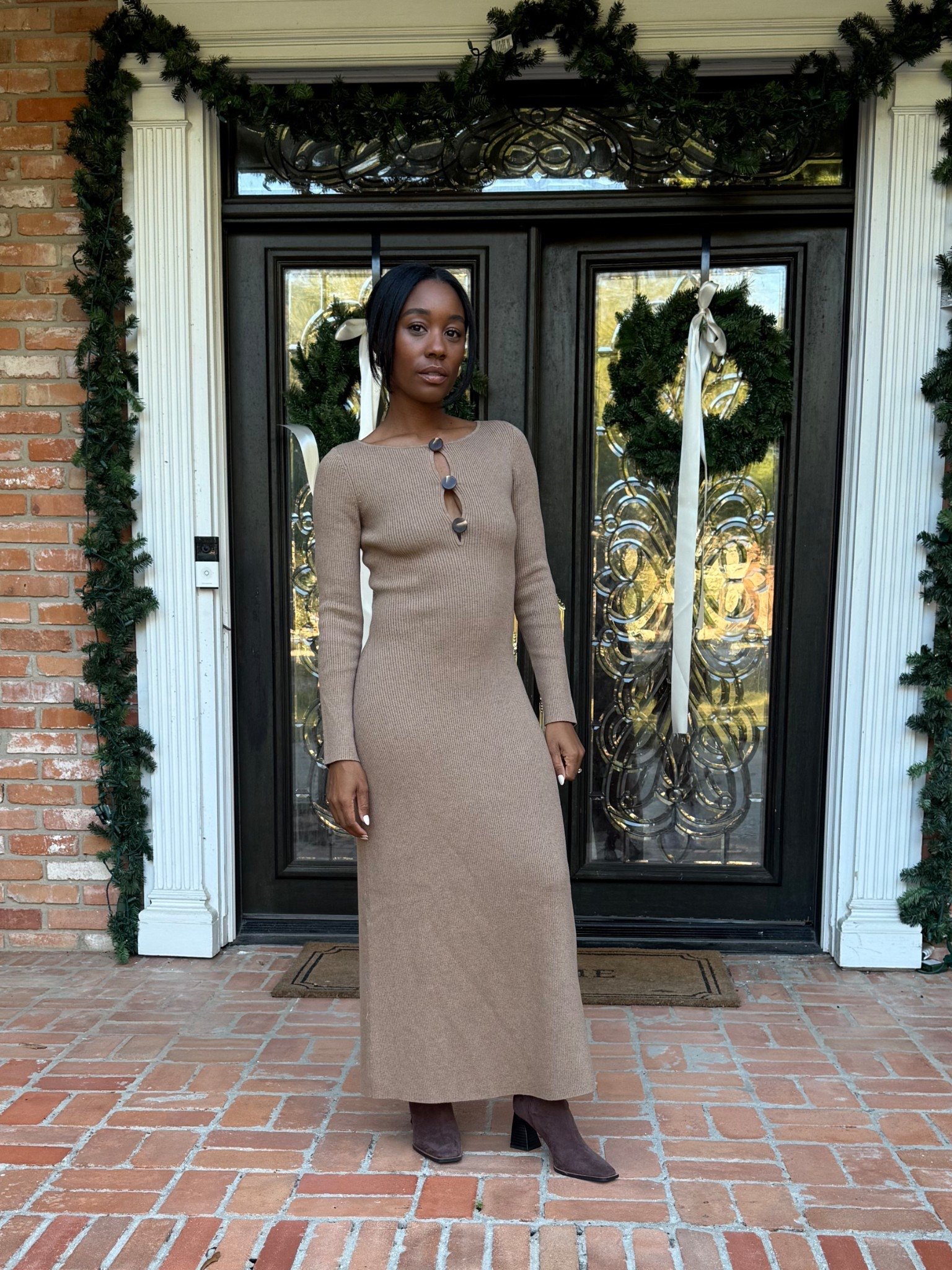 Ribbed dress and suede boots 

#LTKootd #LTKHoliday