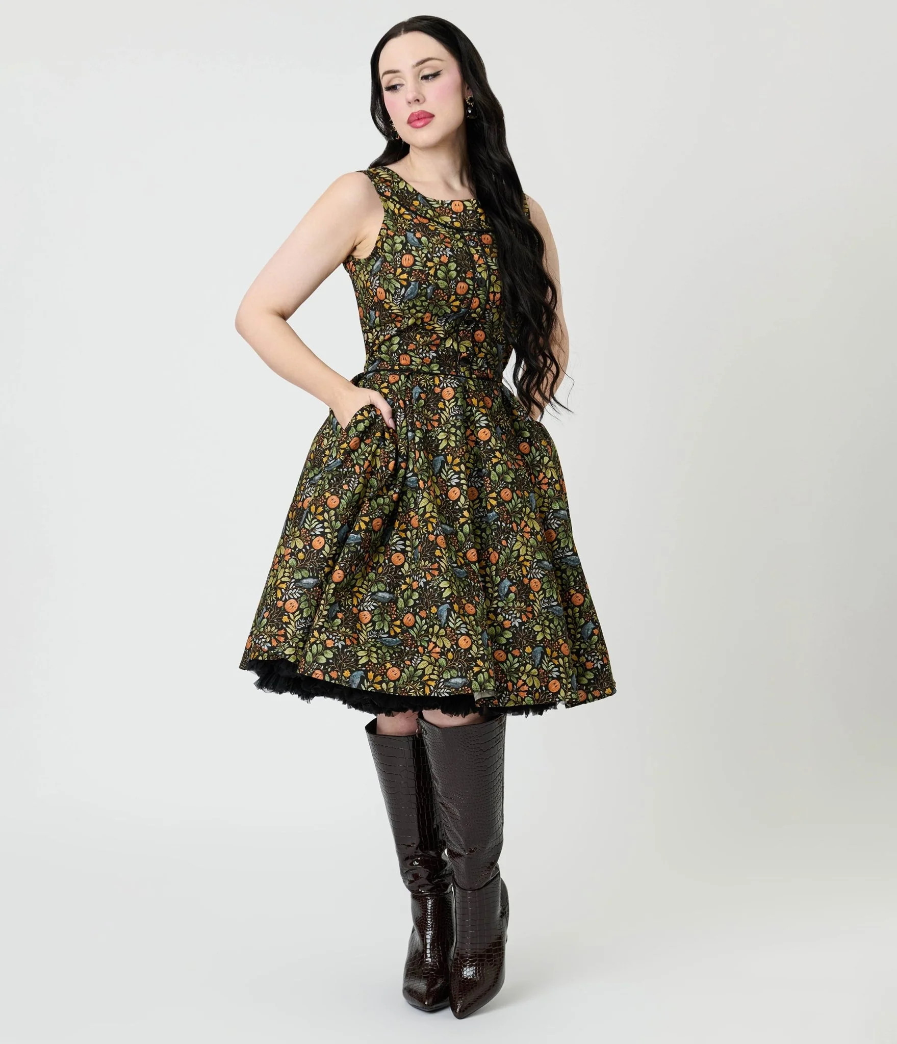 Retrolicious Black Fall Pumpkin Elizabeth Cotton Swing Dress | UniqueVintage