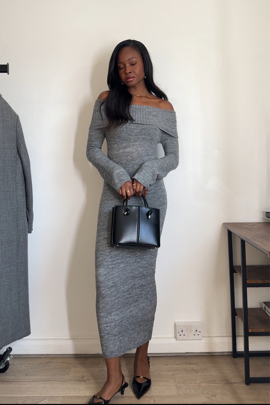 Pretty Lavish Dress 🤍