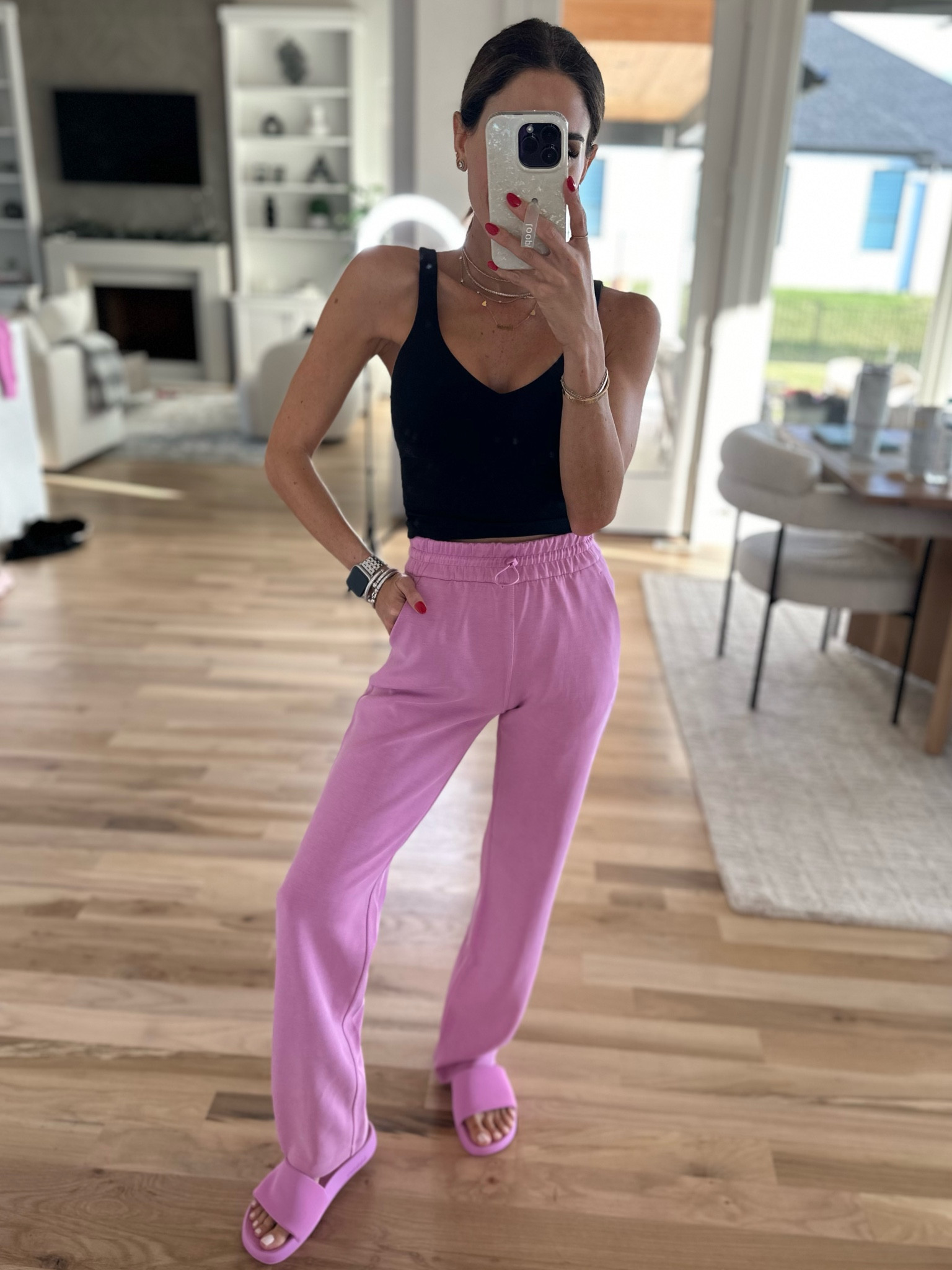 Lululemon pants size 0 black align tank size 4 

#LTKGiftGuide #LTKfindsunder100