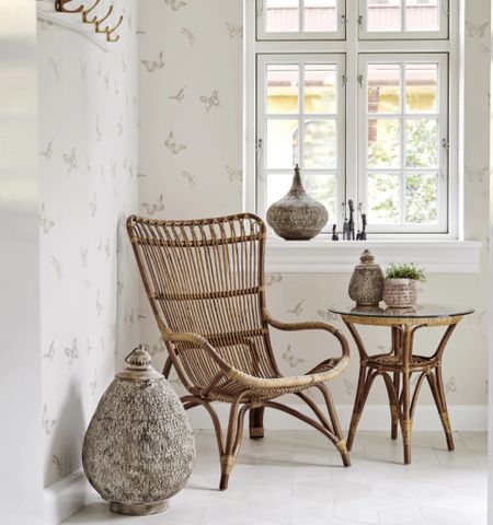 Monet Highback Chair | Follow my shop for the latest trends 

Spring2024 Blog 

Traditional furniture is making a comeback, especially when paired with eclectic decor styles.

#LTKhome #LTKstyletip