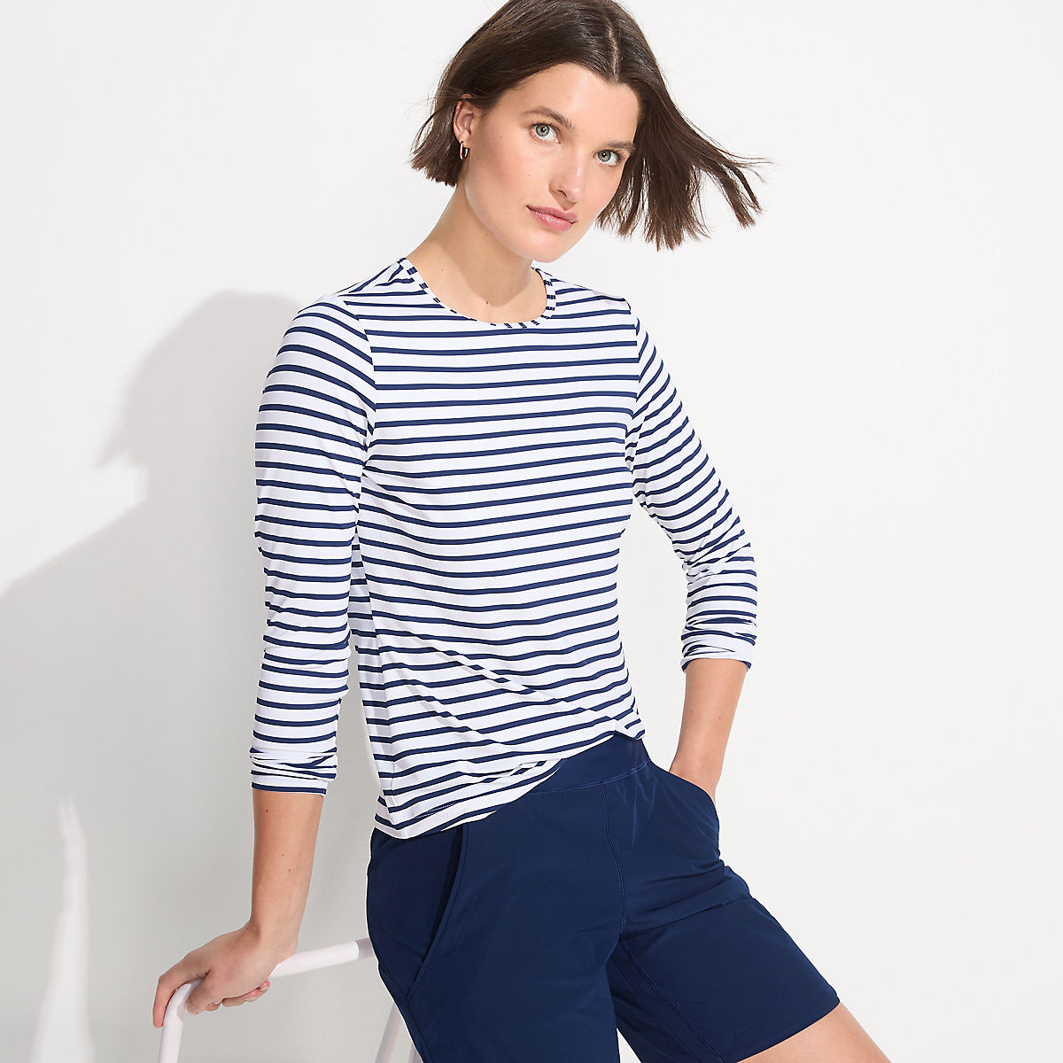 Women's Crew Neck Long Sleeve Rash Guard UPF 50 Sun Protection Swim Tee | Lands' End (US)