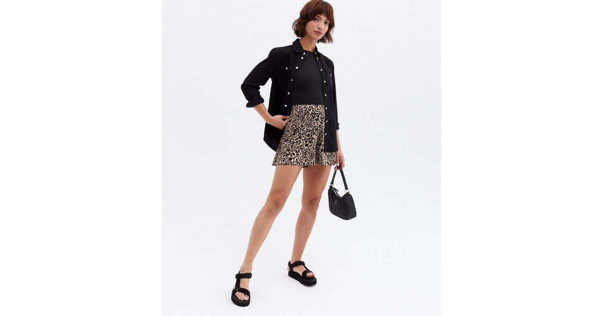 Brown Leopard Print Flippy Shorts
						
						Add to Saved Items
						Remove from Saved Items | New Look (UK)