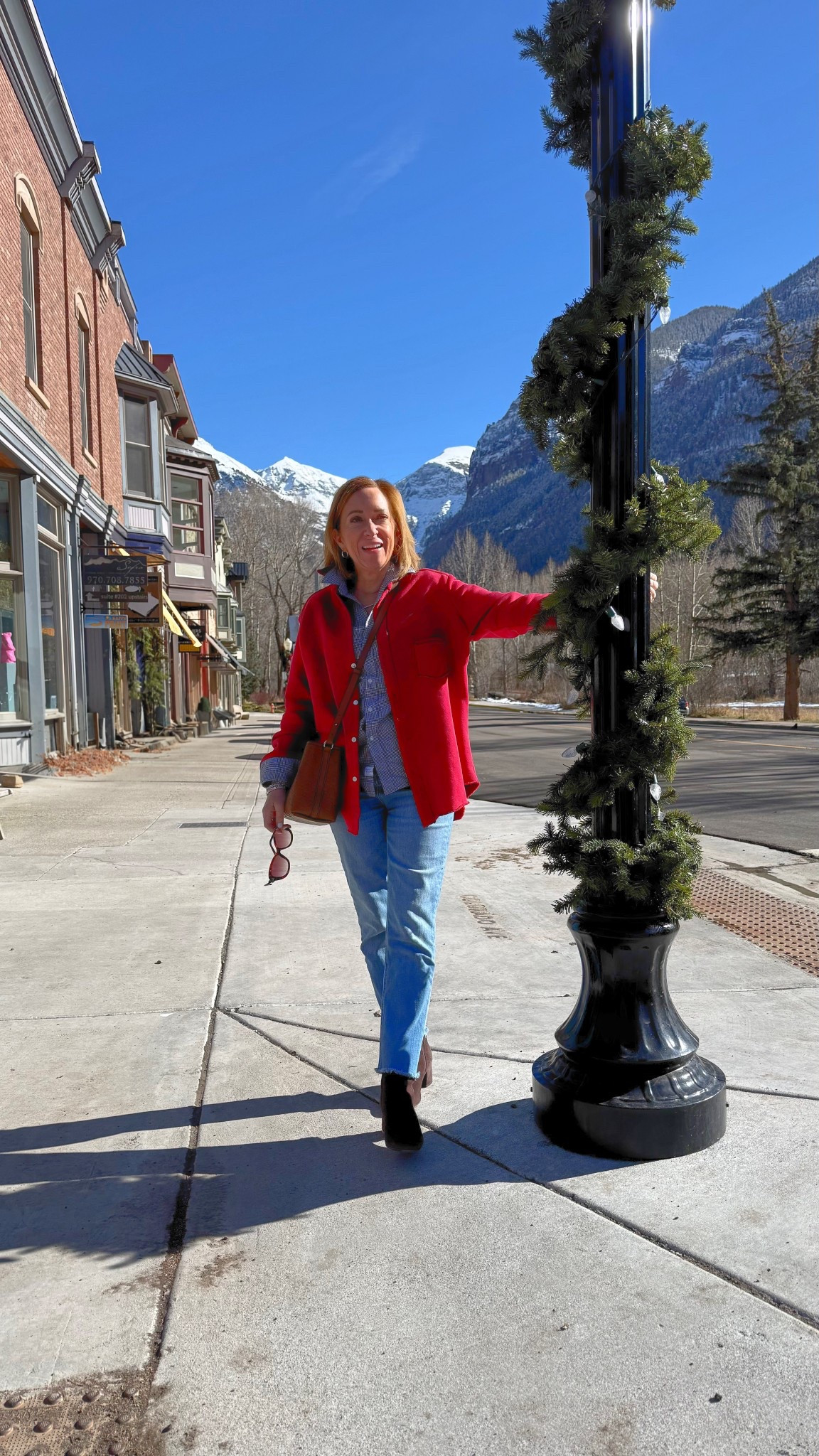 Relaxed denim + soft fleece layers… simple pieces can feel so elevated when they fit well and move with you. Loving this Derry jean and Eileen triple-fleece combo.


#LTKPetite #LTKootd #LTKOver40