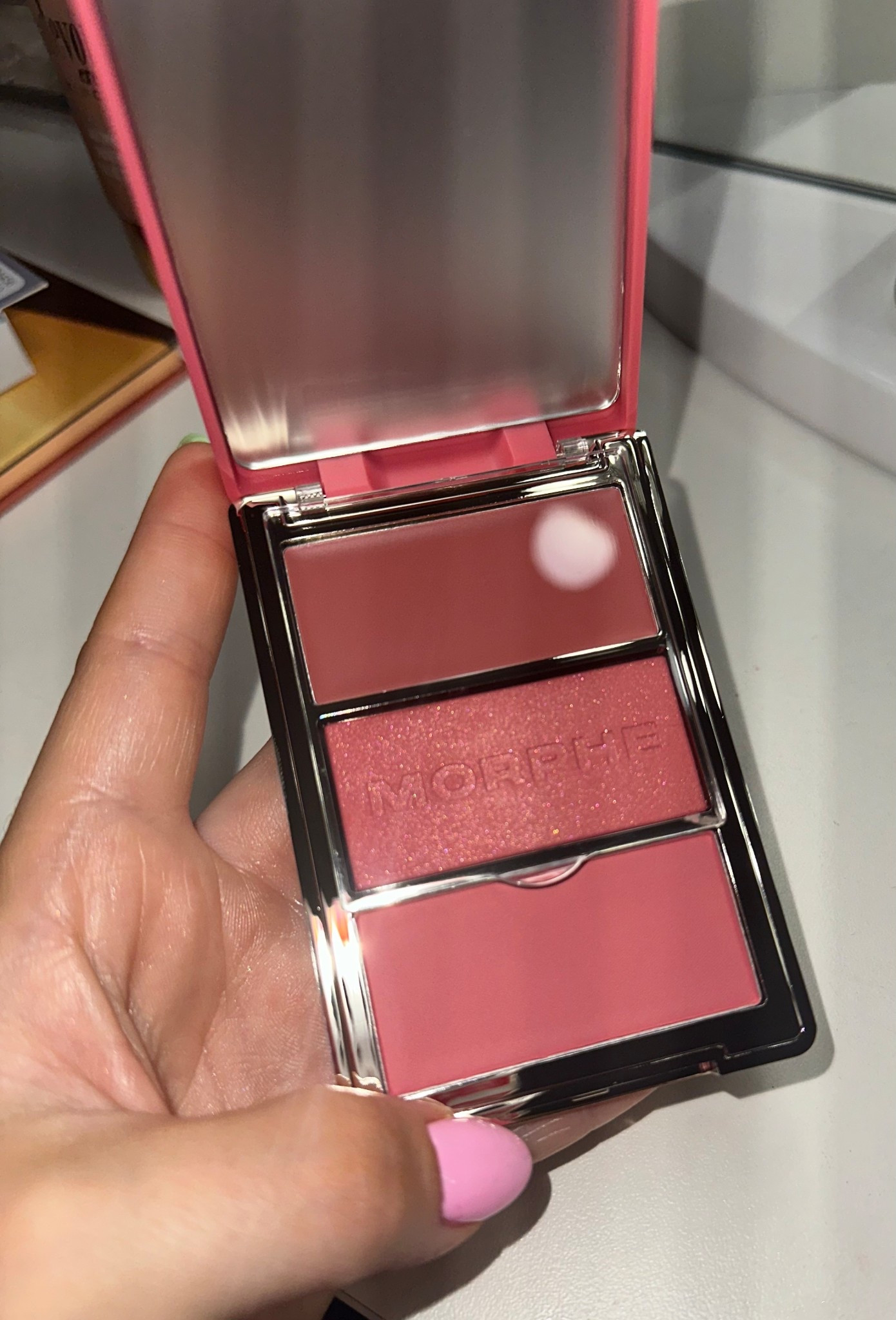 My new favorite cream and powder blush from Morphe! 