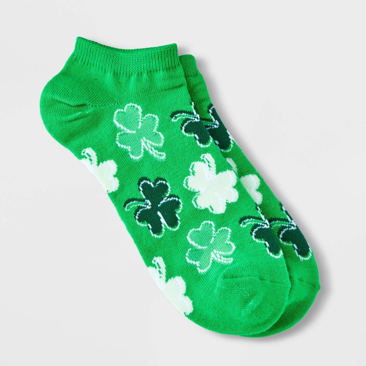 Women's Outlined Shamrocks St. Patrick's Day Low Cut Socks - Green 4-10 | Target
