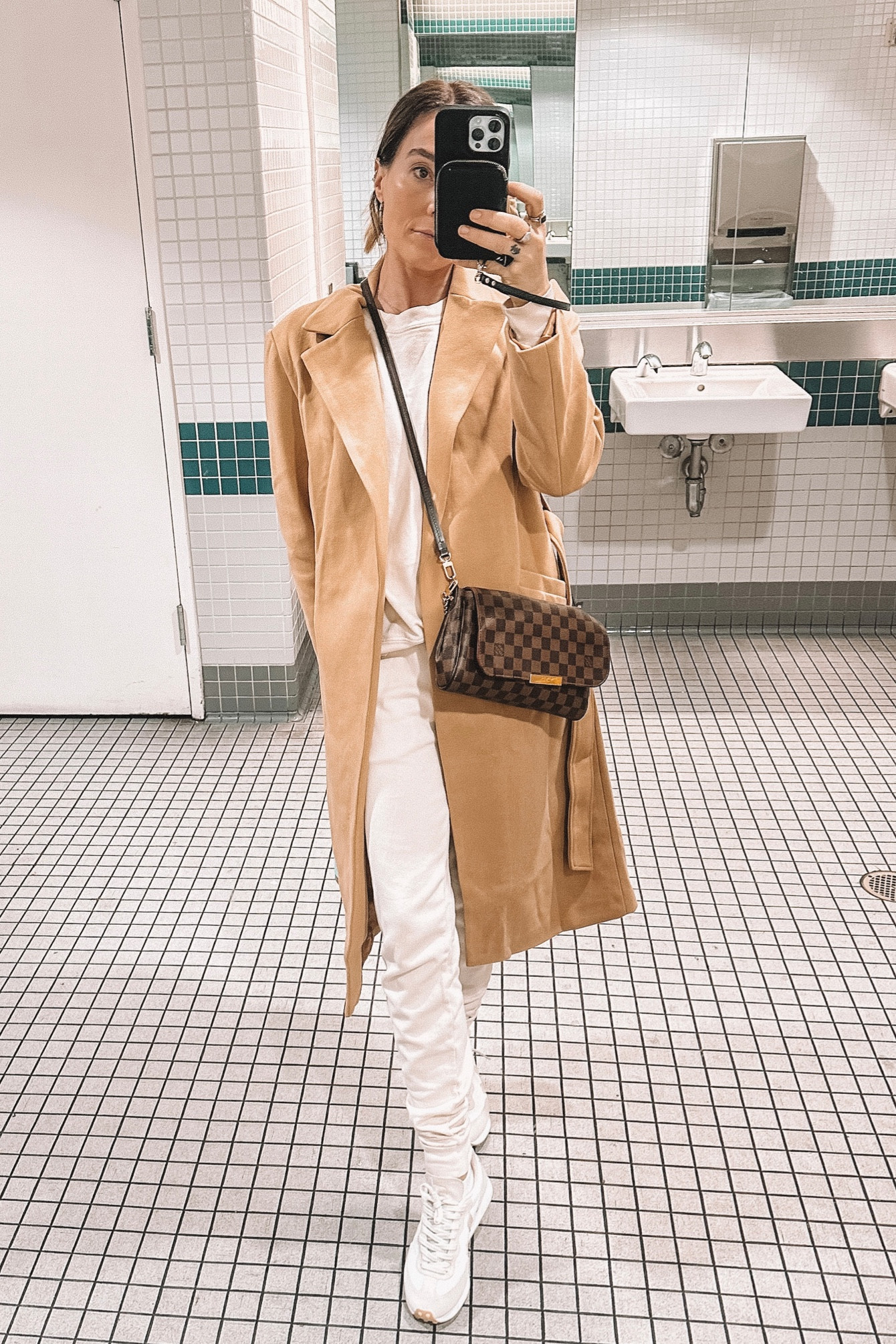 Airport style elevated with a few affordable pieces 💁🏻‍♀️
Matching set is Mate The Label, but tagged great look alike loungewear options by free people, skims, Amazon’s & alo yoga 🫶

#LTKHoliday #LTKtravel #LTKSeasonal