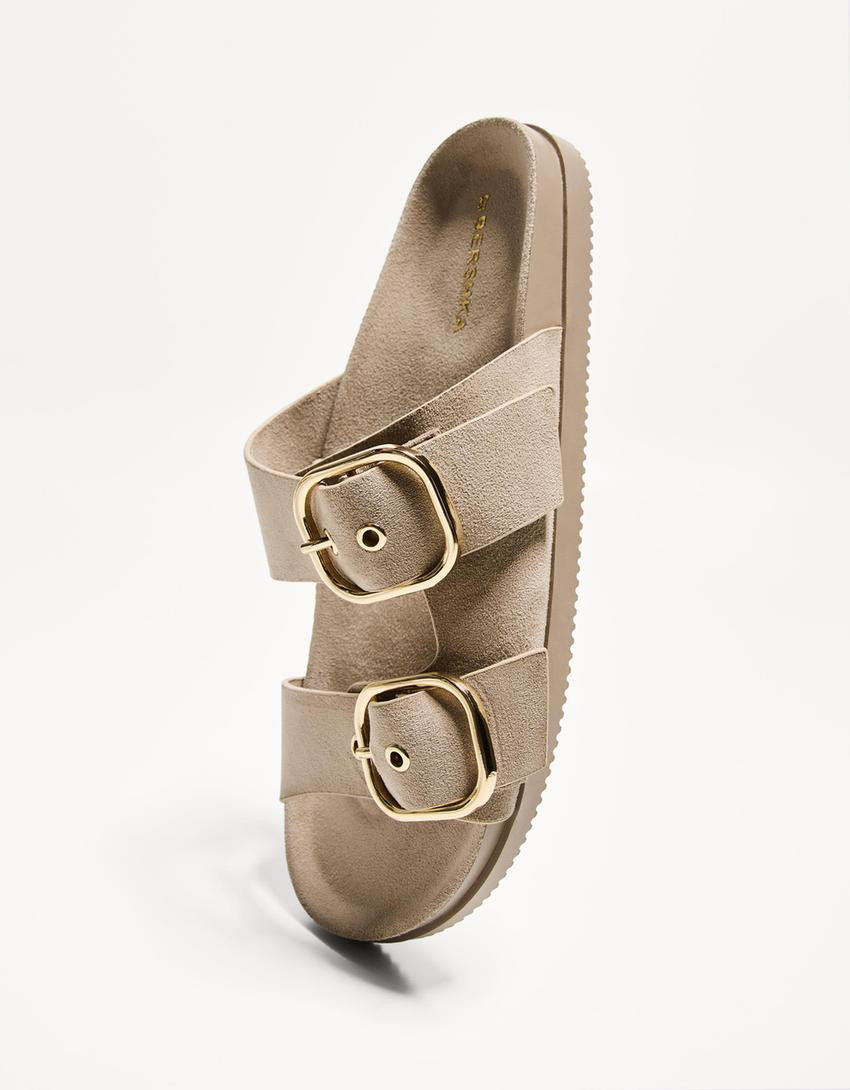 Buckled flat slider sandals - Flat sandals - Women | Bershka UK