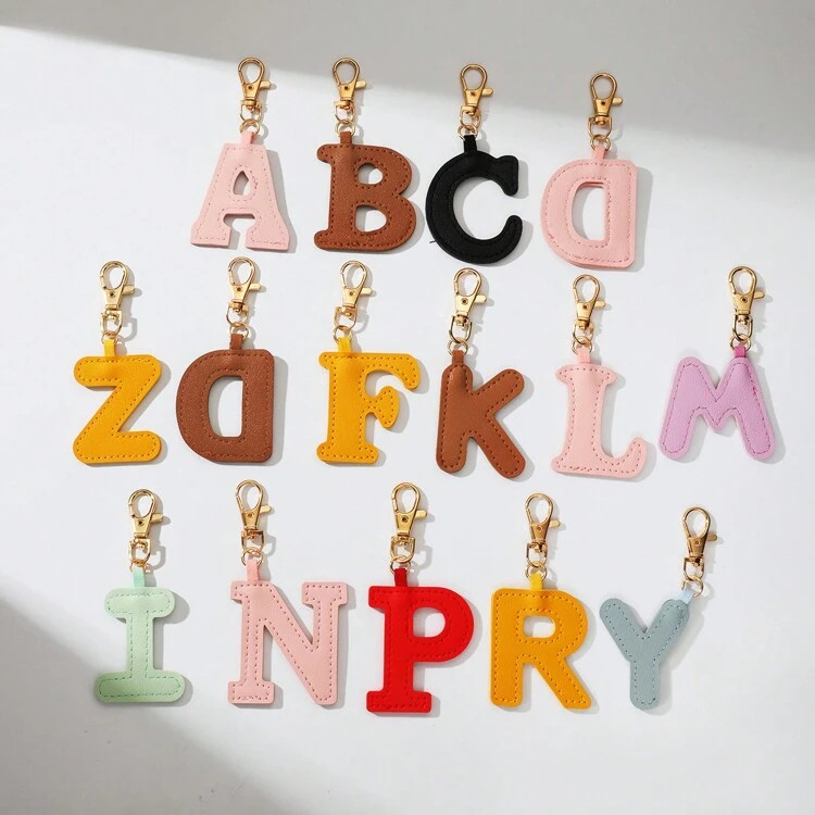 1pc creatieve PU kleurrijke Engelse alfabet sleutelhanger, autosleutelhouder tas hanger decoratie... | SHEIN