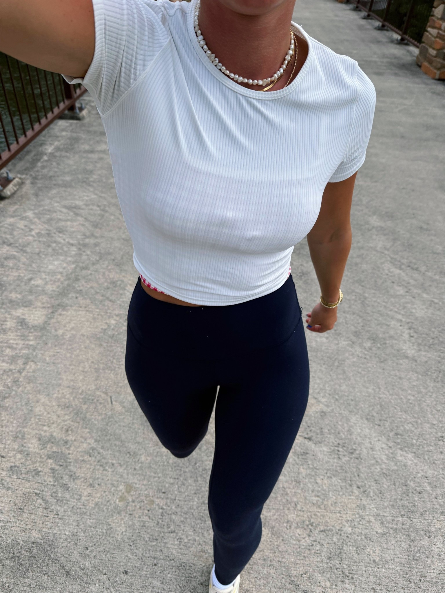 Long walk today 🤍🍓🧚🏼‍♀️ fav leggings & top ever 