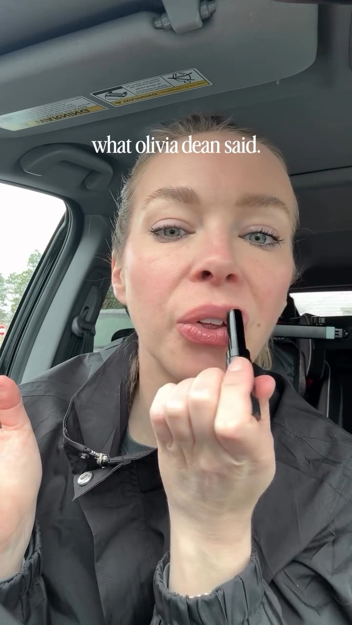 Loving this lip 👄 lately 

#minnesotamom #ugcmom #momcreator #momlife #momcommunity millennial mom style / mom workouts / workout outfit inspo / workout reel / everyday outfit styling / activewear outfit / real life mom / mom lifestyle