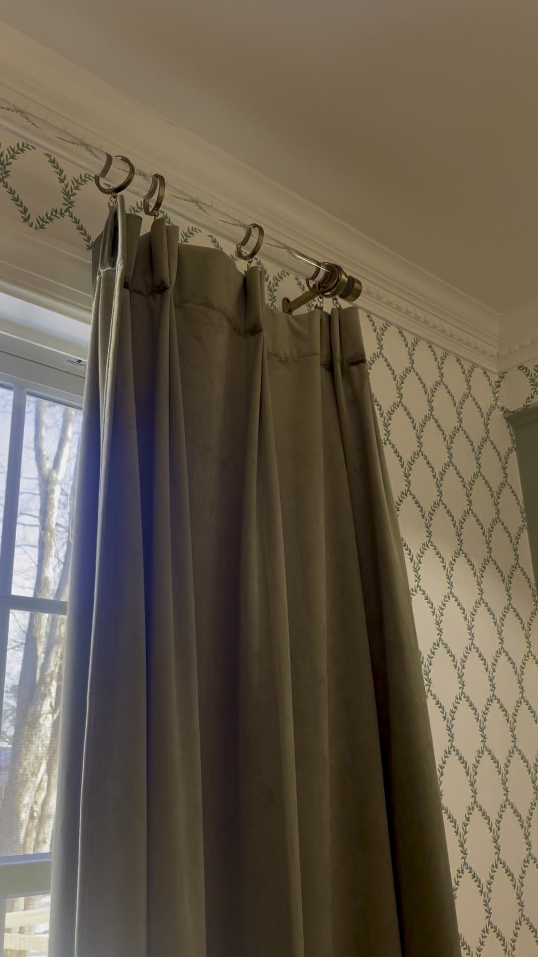 These gorgeous velvet curtains are on sale and under $55!! Insane quality. 

Meredith Hudkins, classic, preppy, timeless, home, decor, Amazon home, interior design, curtains, panels, drapes, velvet, green, chic, brass, Inspo, look for less  

#LTKFindsUnder100 #LTKSaleAlert #LTKHome