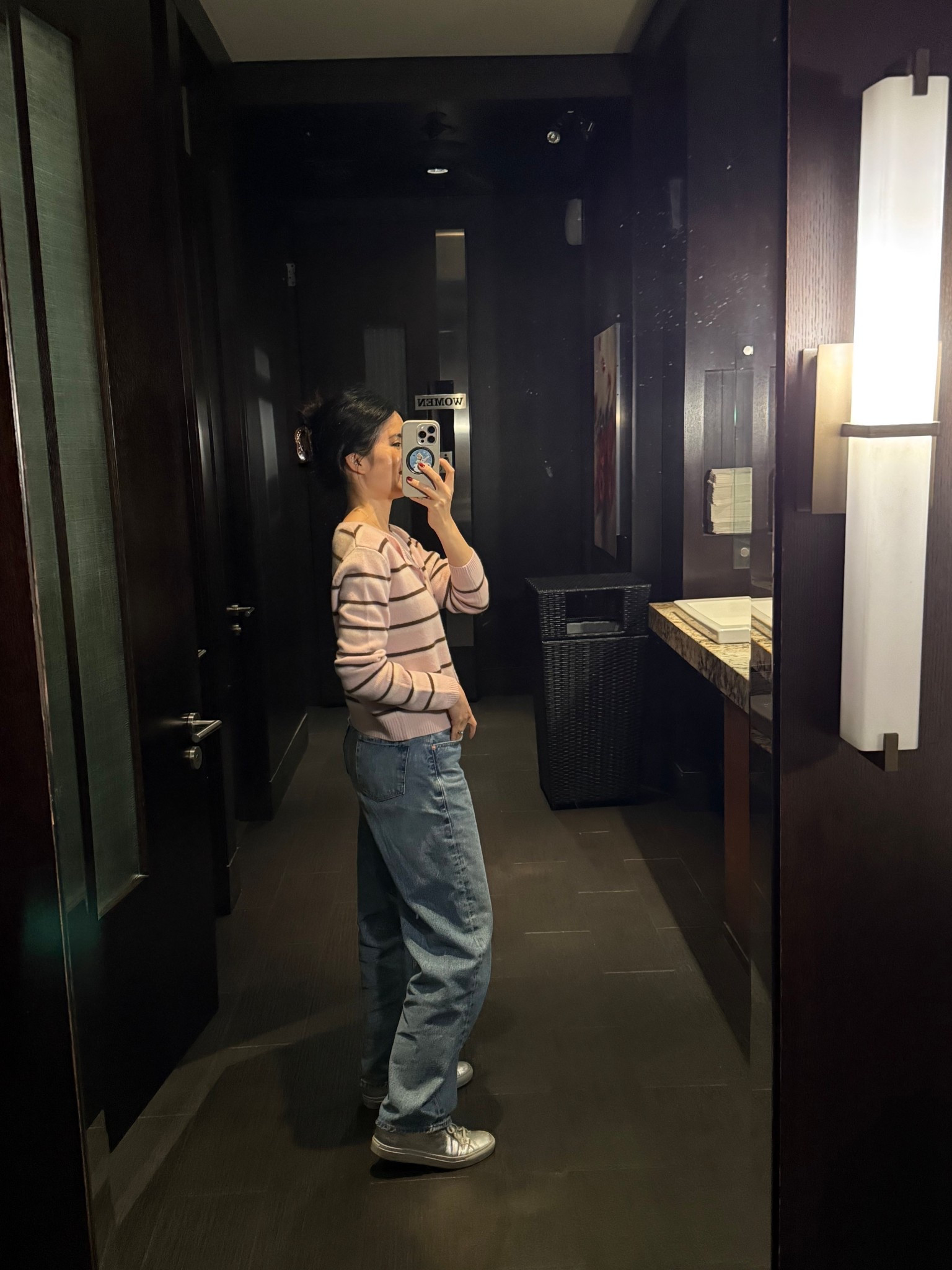 Reformation Clara cardigan. In xs
COH Miro jeans. Sized down one size 

#LTKwinter #LTKcanada #LTKpetite