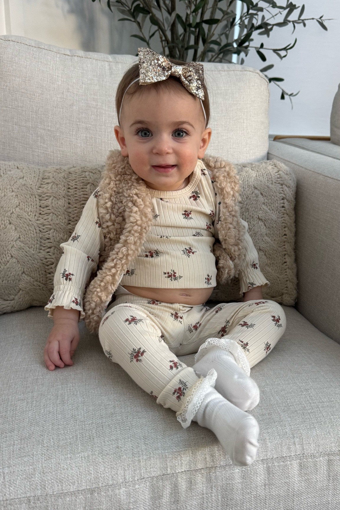 Melting over Brooklyns little two piece set and faux fur vest!!!! Her sparkley bow is from Etsy. Ruffle socks are Amazon. Love cute baby/toddler clothes 

#LTKBaby #LTKFindsUnder50 #LTKStyleTip
