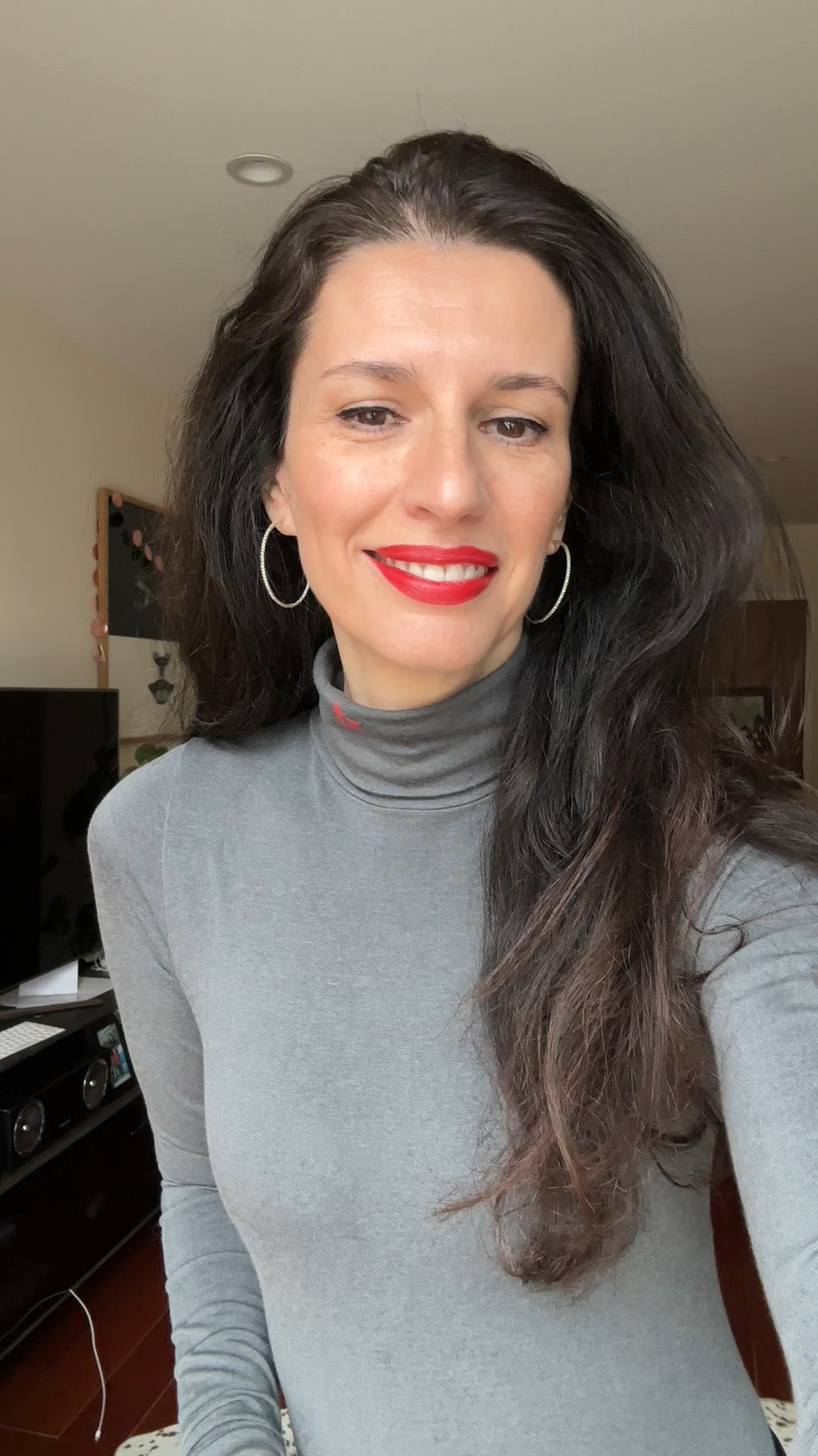 Get ready with me for a cold day in NYC. Here I’m sharing similar styles to keep you warm, stylish and comfortable for a busy day exploring!❄️ I found great styles including Alo faux jackets very similar to my vintage fur. 

#LTKSeasonal #LTKstyletip #LTKVideo