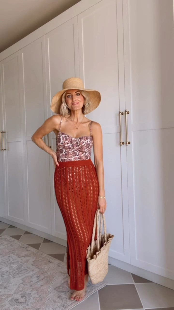 Definitely have had a harder time this year finding swimsuits this year! I’m newly post partum and nursing, so I’m still not wearing my normal sizing! I love this patterned swimsuit! It gives great coverage! Wearing M! And, this cover up set is actually an Old Navy find! So cute! Wearing S in this set!

Loverly Grey, swimsuit, resort wear, post partum, nursing, one piece swimsuits, cover up

#LTKSeasonal #LTKSwim