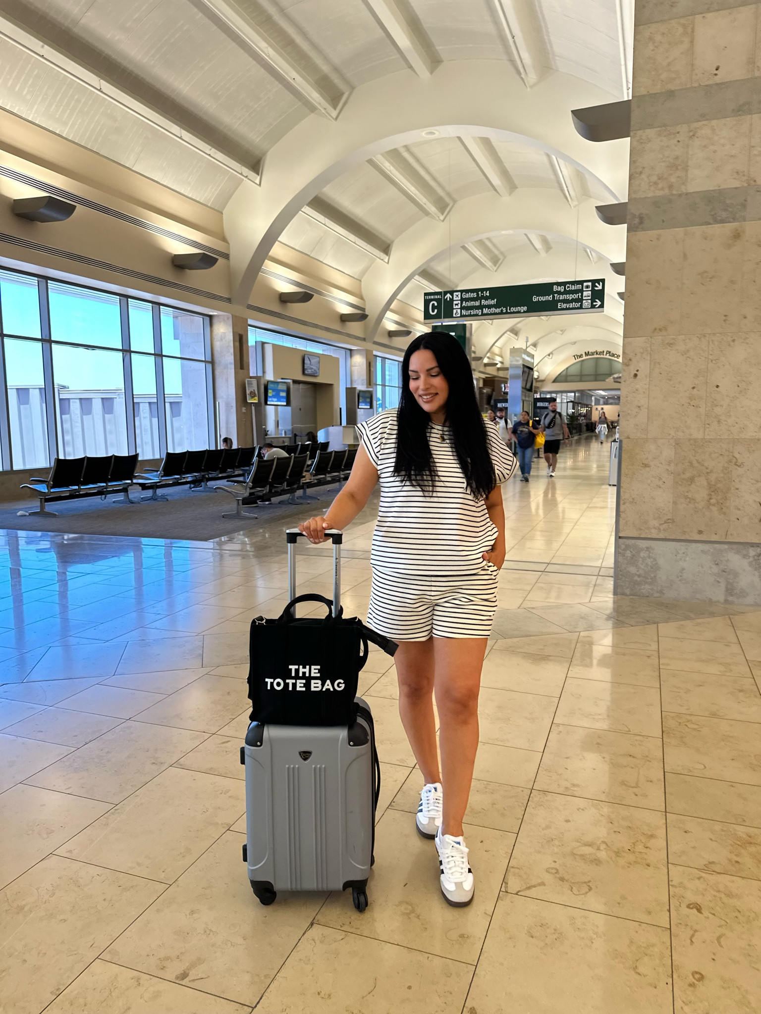 The perfect airport outfit! So comfy & affordable 🫶🏼

#LTKfindsunder50 #LTKmidsize #LTKtravel