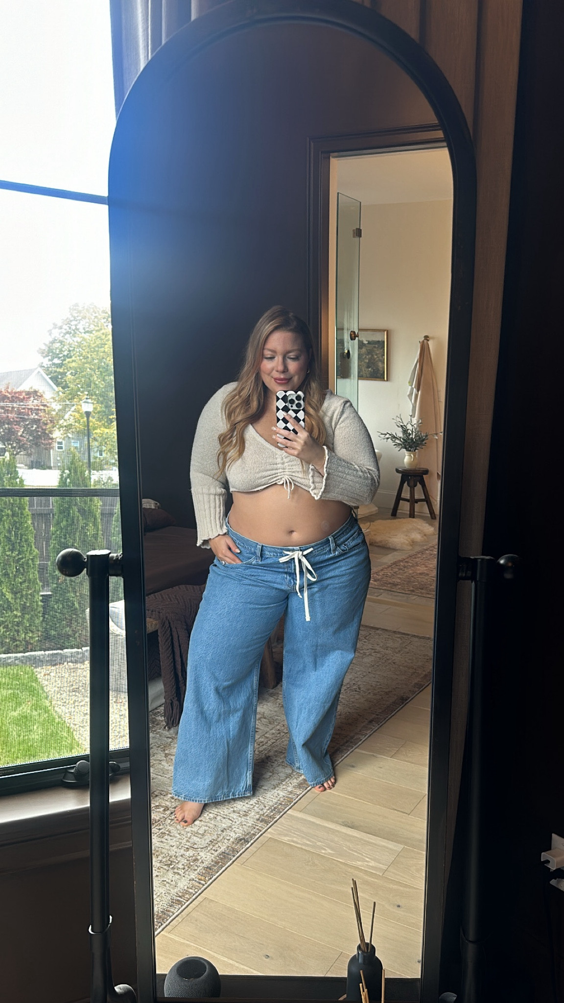 Curve love baggy jeans that are also bump friendly! Sized up from my normal 32 to 34 and they have plenty of room to grow into.

Pregnancy, bump style, Abercrombie denim

#LTKStyleTip #LTKBump #LTKMidsize