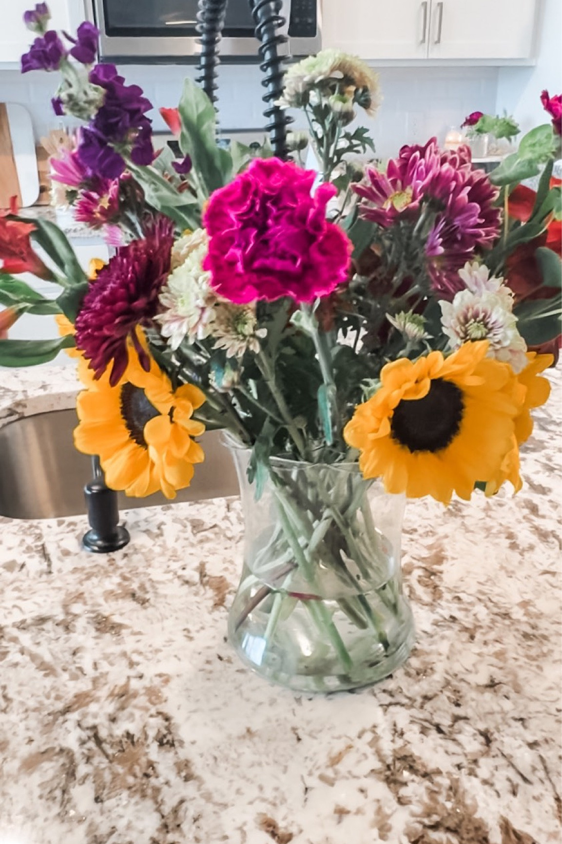 Check out these reusable Amazon floral grids for under $10! They make creating flower arrangements a breeze.


#LTKFindsUnder50 #LTKHome