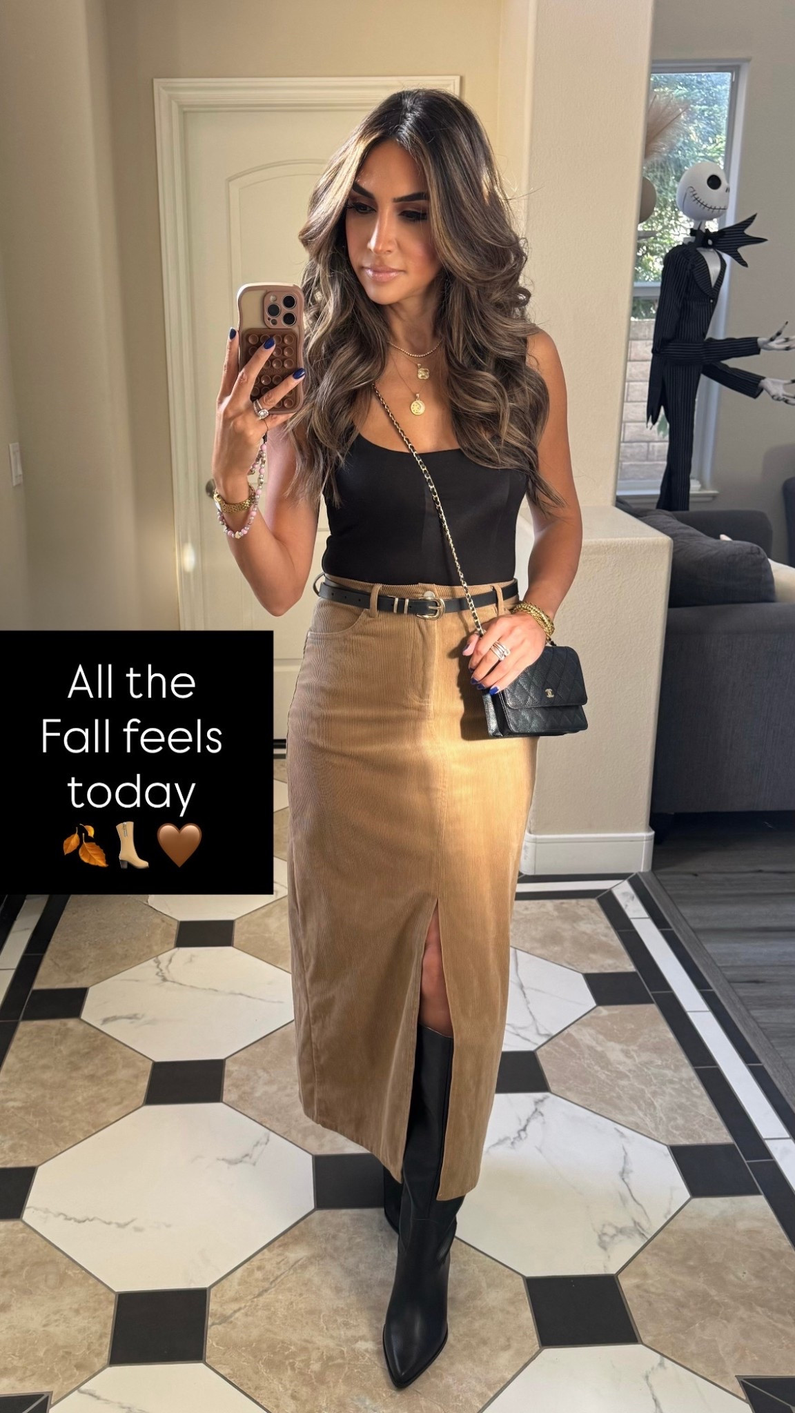 Nothing says Fall like a little corduroy moment... 🧸✨ 

#LTKSeasonal #LTKHoliday #LTKStyleTip