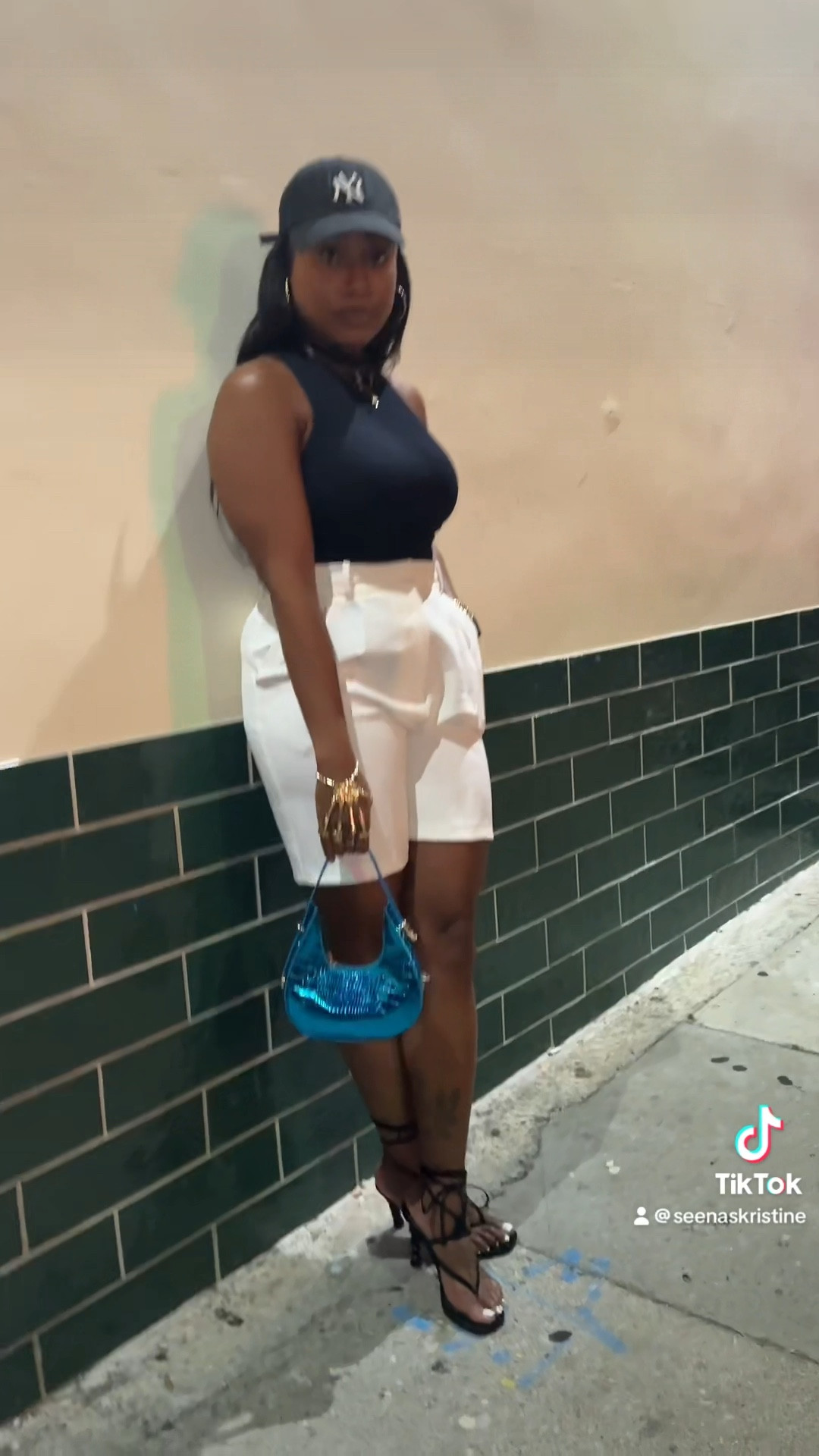 A simple and clean fit 🖤

#LTKShoeCrush #LTKFindsUnder100 #LTKStyleTip