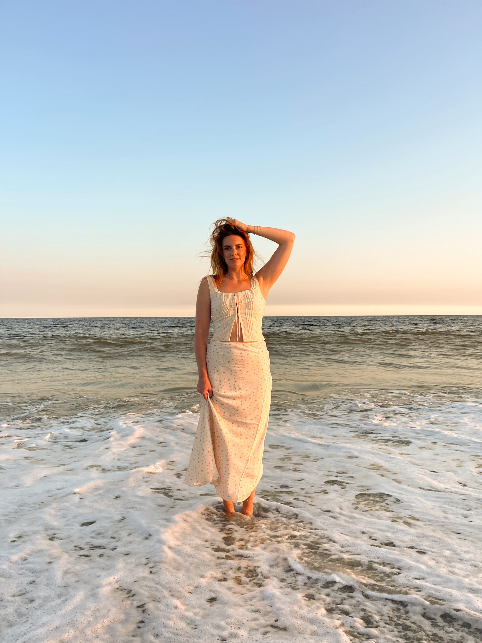 Dreamy beach fit 🤍🤍🤍


Beach photos, bride outfit ideas, petal and pup 

#LTKSeasonal #LTKStyleTip #LTKTravel