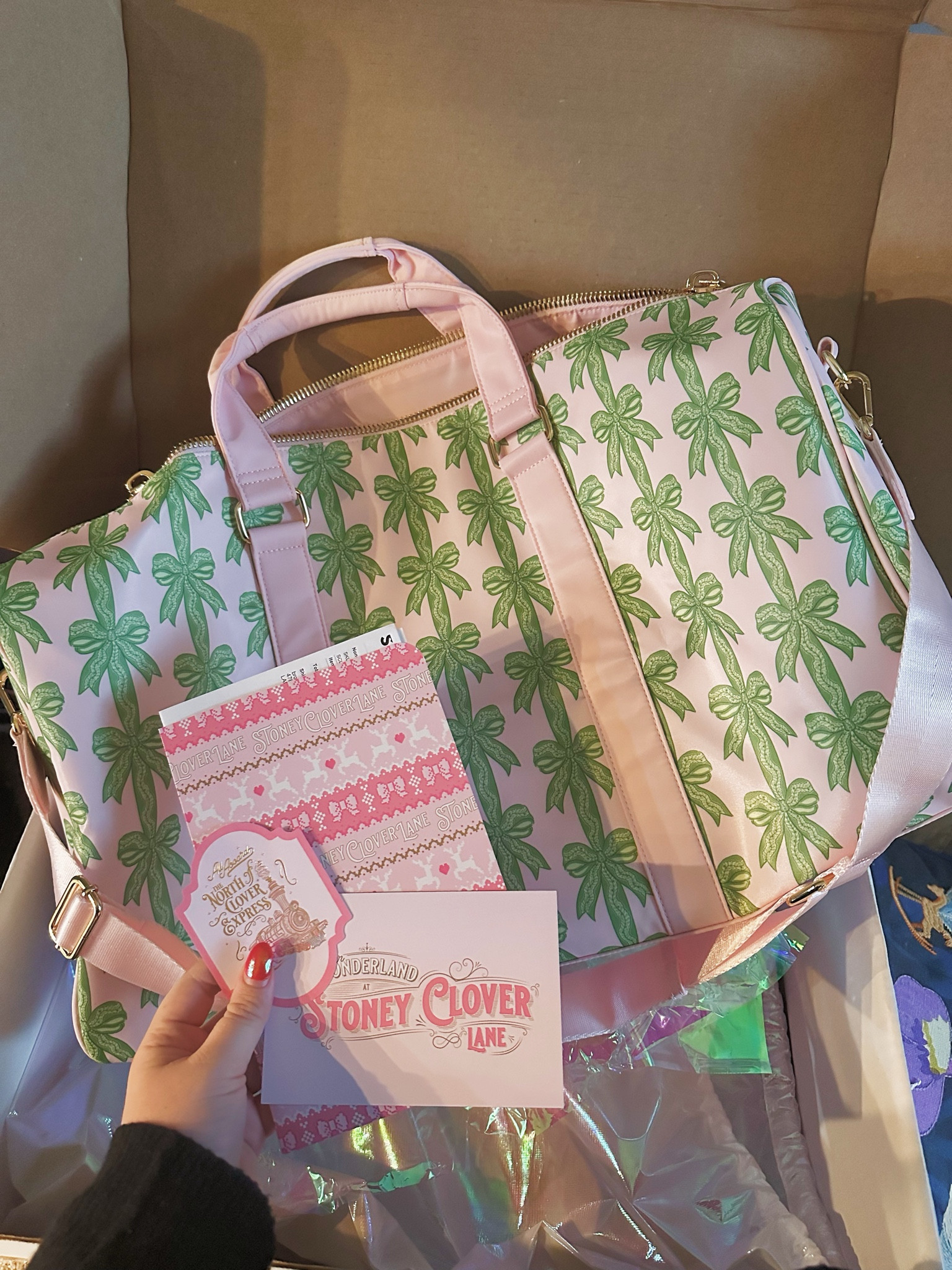 stoney clover lane has done it again! the cutest duffel bag for holiday travels 🌴💝

#LTKU #LTKGiftGuide #LTKtravel