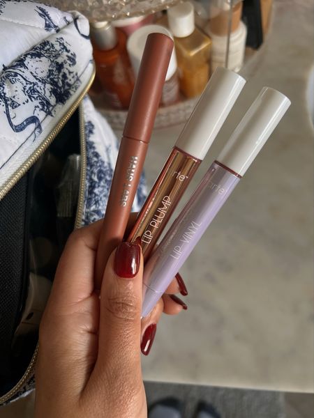 My go to spring lip combo!! Code RACHMOON on Tarte’s site for 15% off! 

*liner shade “maple matte”
*lip Vinyl shade “shimmering rose”
*lip plump shade “soft pink shimmer"

#LTKxSephora #LTKover40 #LTKbeauty