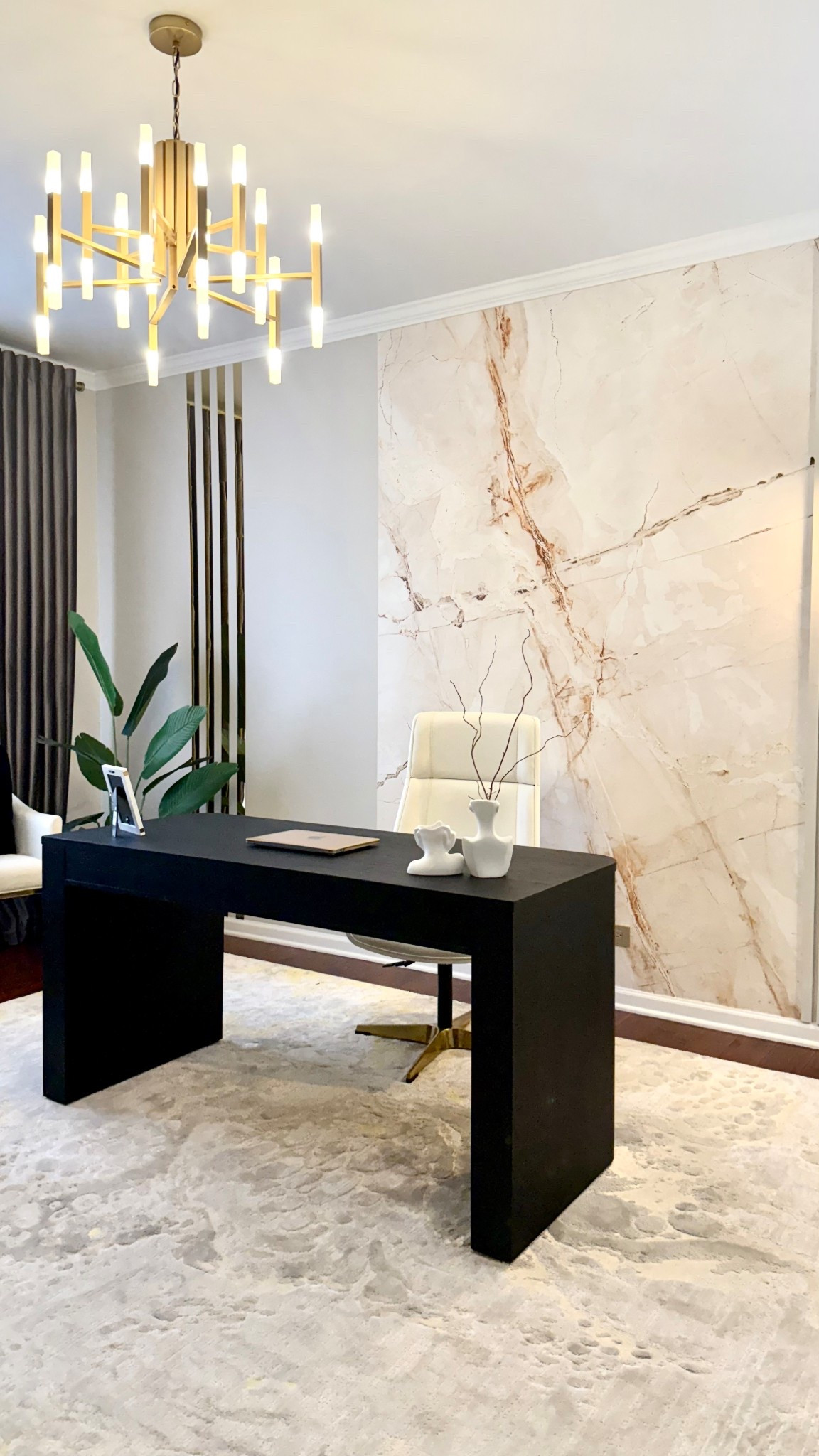 Hernest Himmel 60" Desk