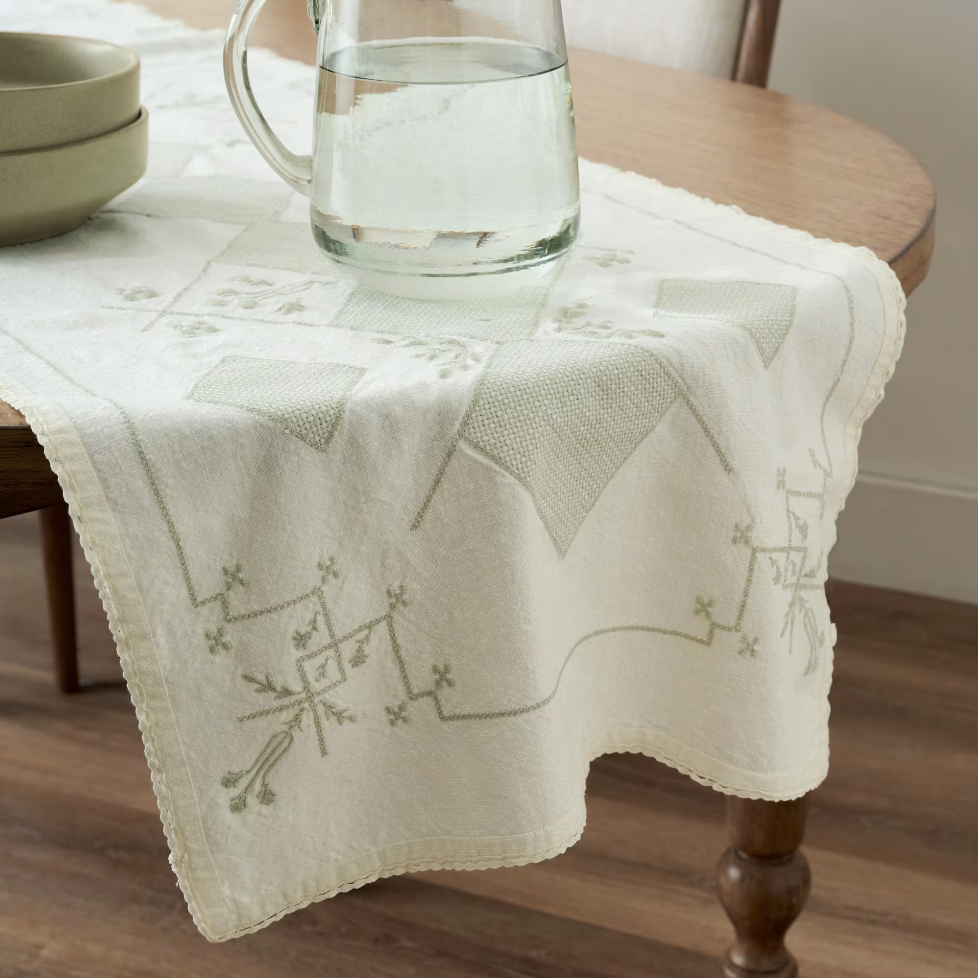 Heirloom Embroidered Table Runner | Magnolia