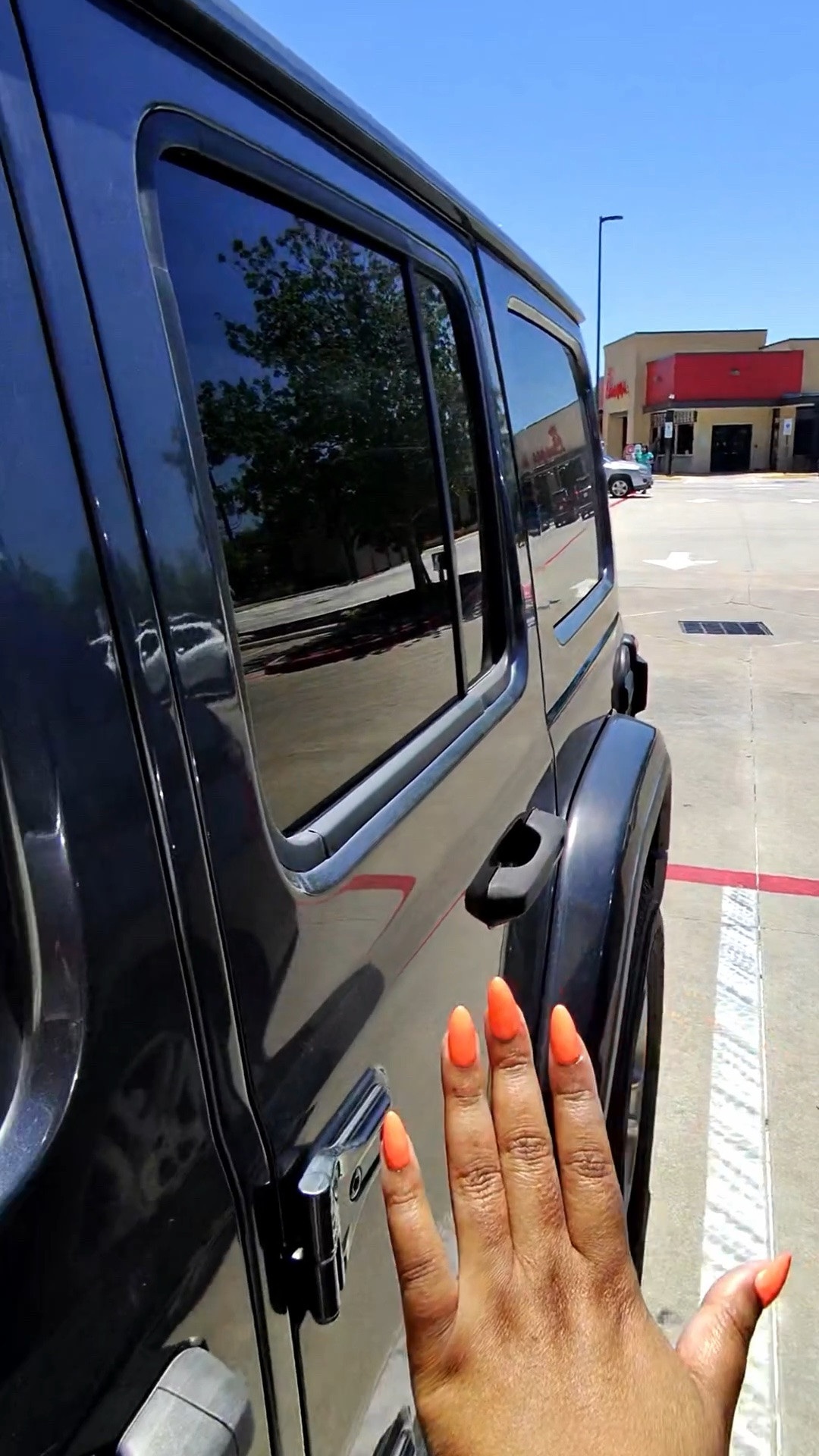 I’m obsessed with this COLOR 🧡! Tangerine 🍊 Dream 💭. Is e perfect for the summer . Don’t let the sun fool you it’s not as bright as I appears lol 😂

#LTKBeauty #LTKgrwm #LTKMothersDay